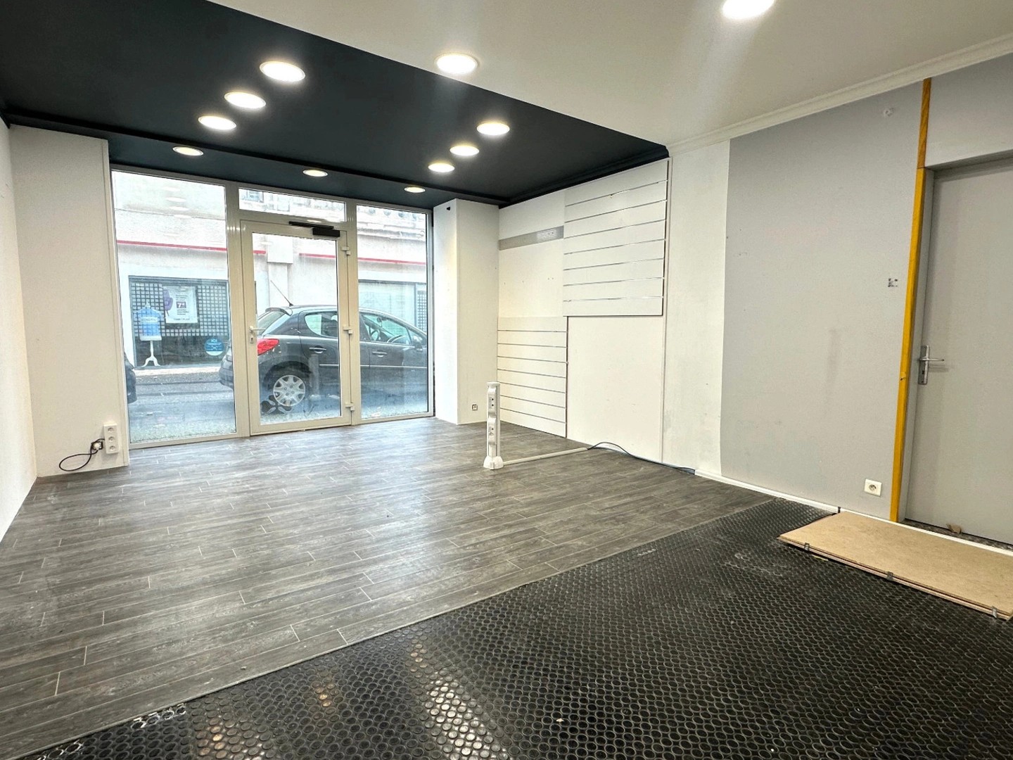 Magasin à vendre - 7 pièces - 350m2 - Castelnaudary (11400)
