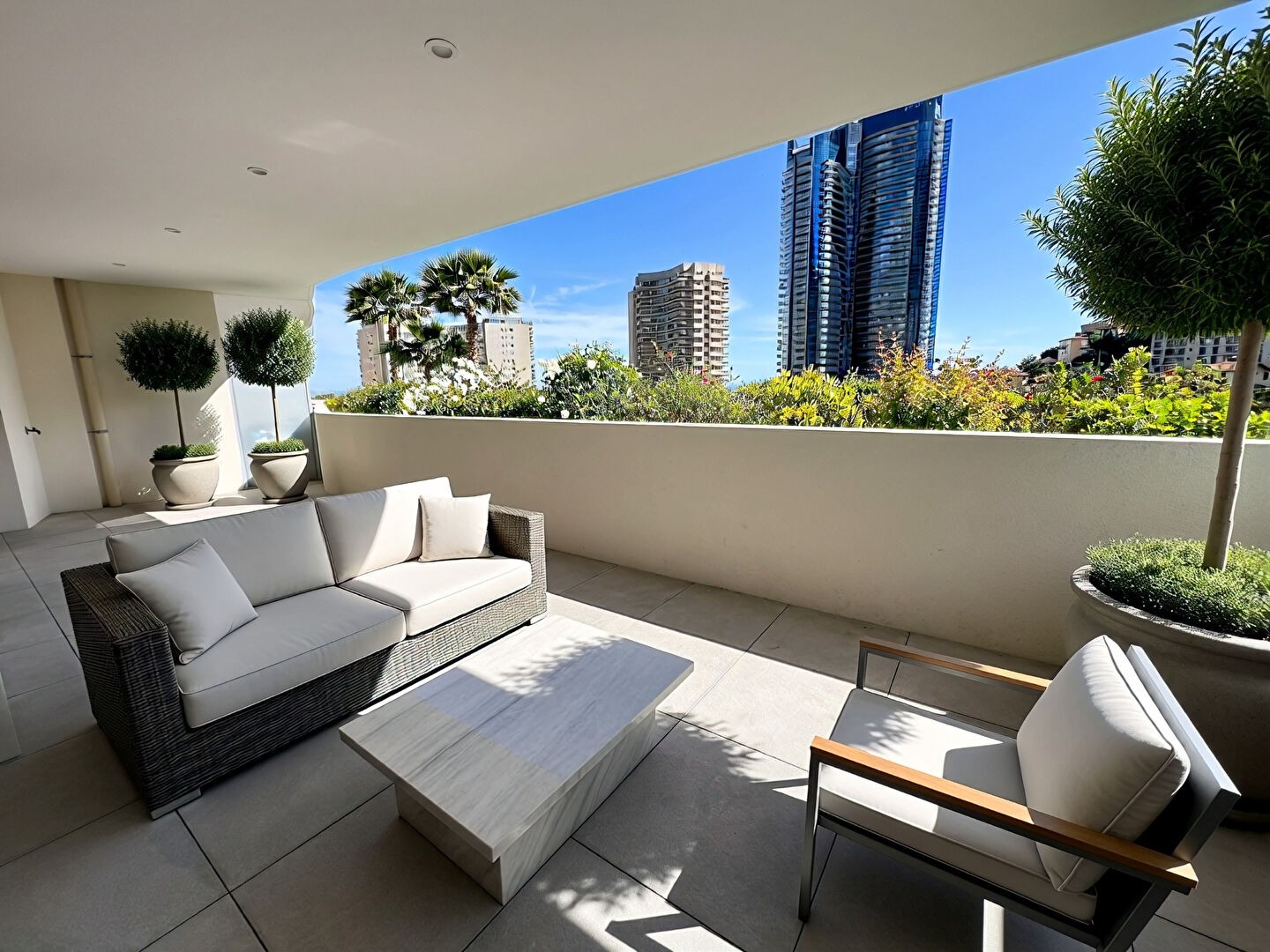 Appartement à vendre - 3 pièces - 72m2 - Beausoleil (06240)