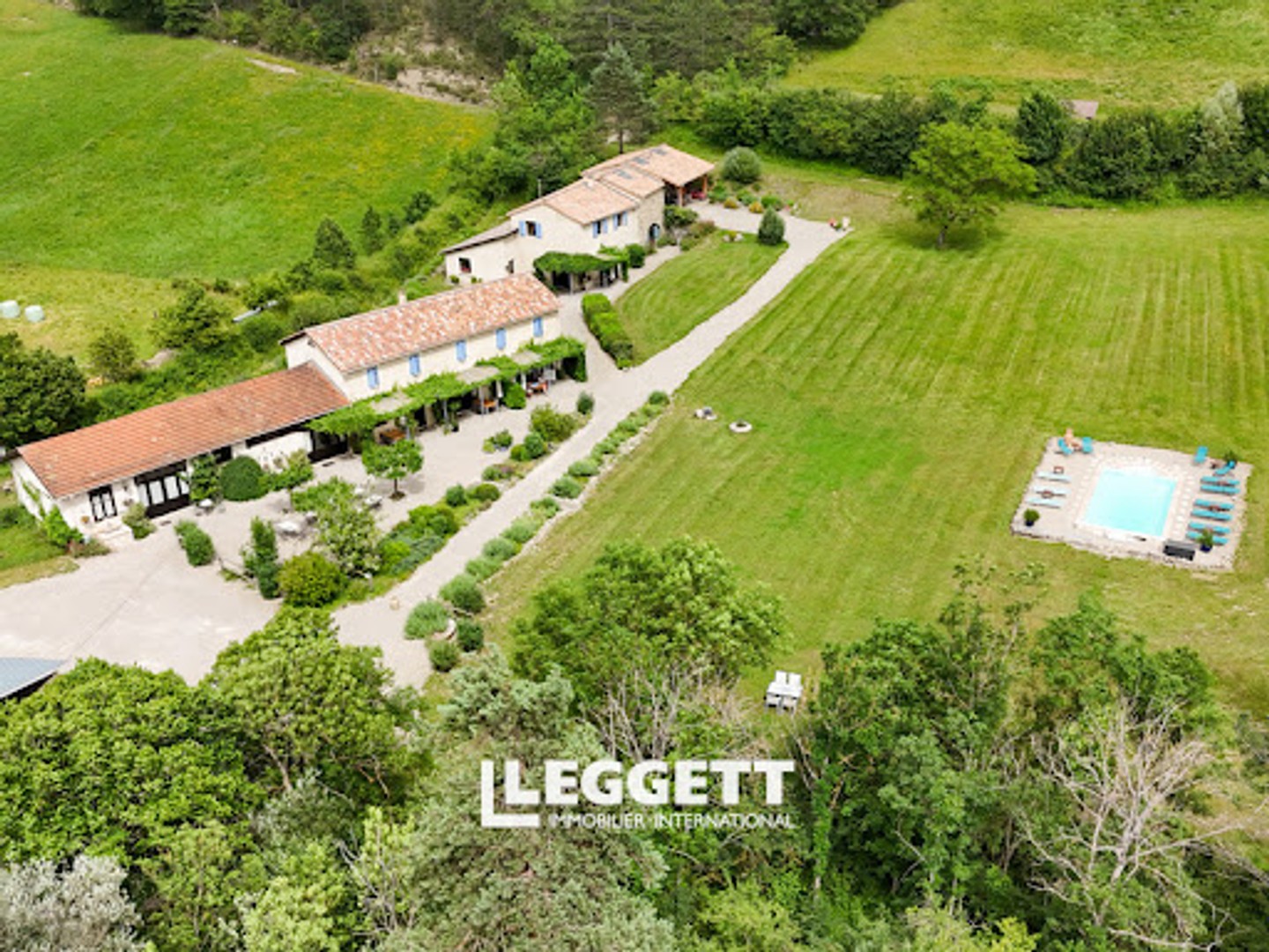 Maison 18 pièces 446 m²