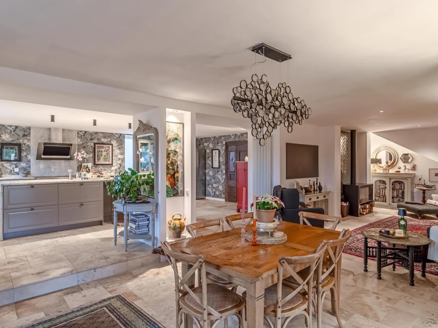 Maison à vendre - 9 pièces - 303m2 - Lavercantière (46340)
