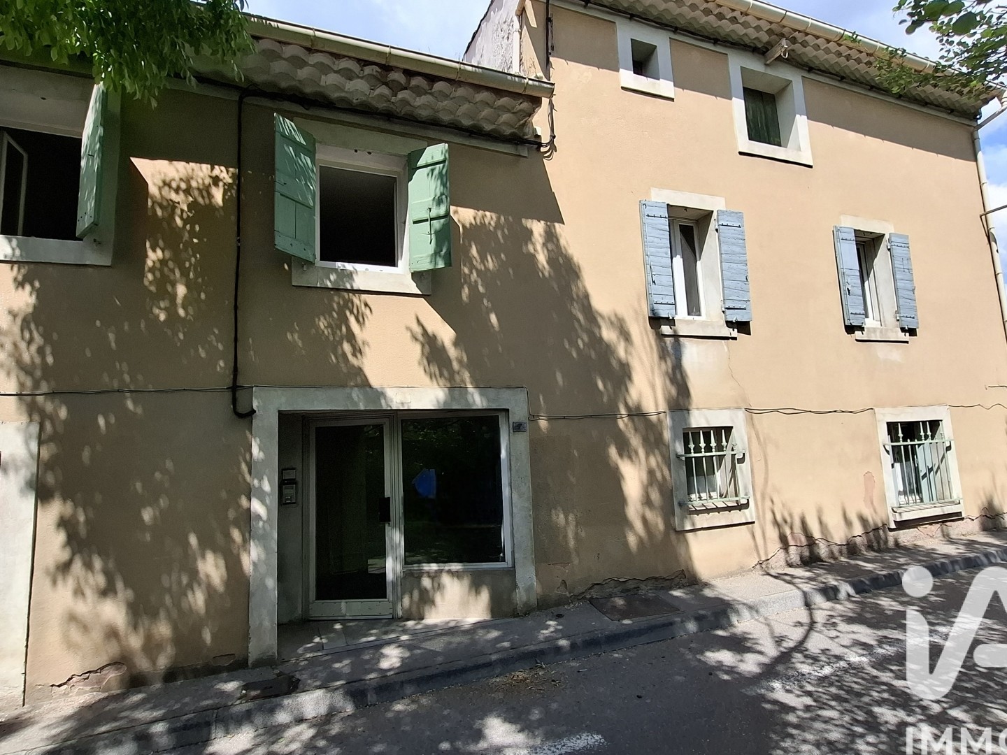 Immeuble à vendre - 121m2 - L'isle-Sur-La-Sorgue (84800)