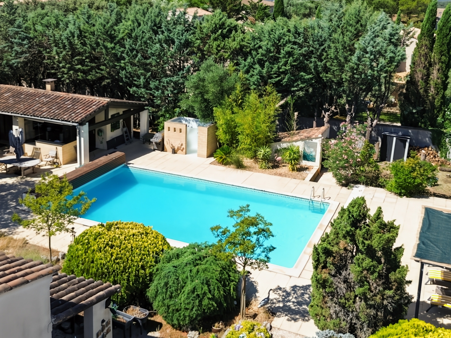 Maison à vendre - 6 pièces - 223m2 - Uzès (30700)