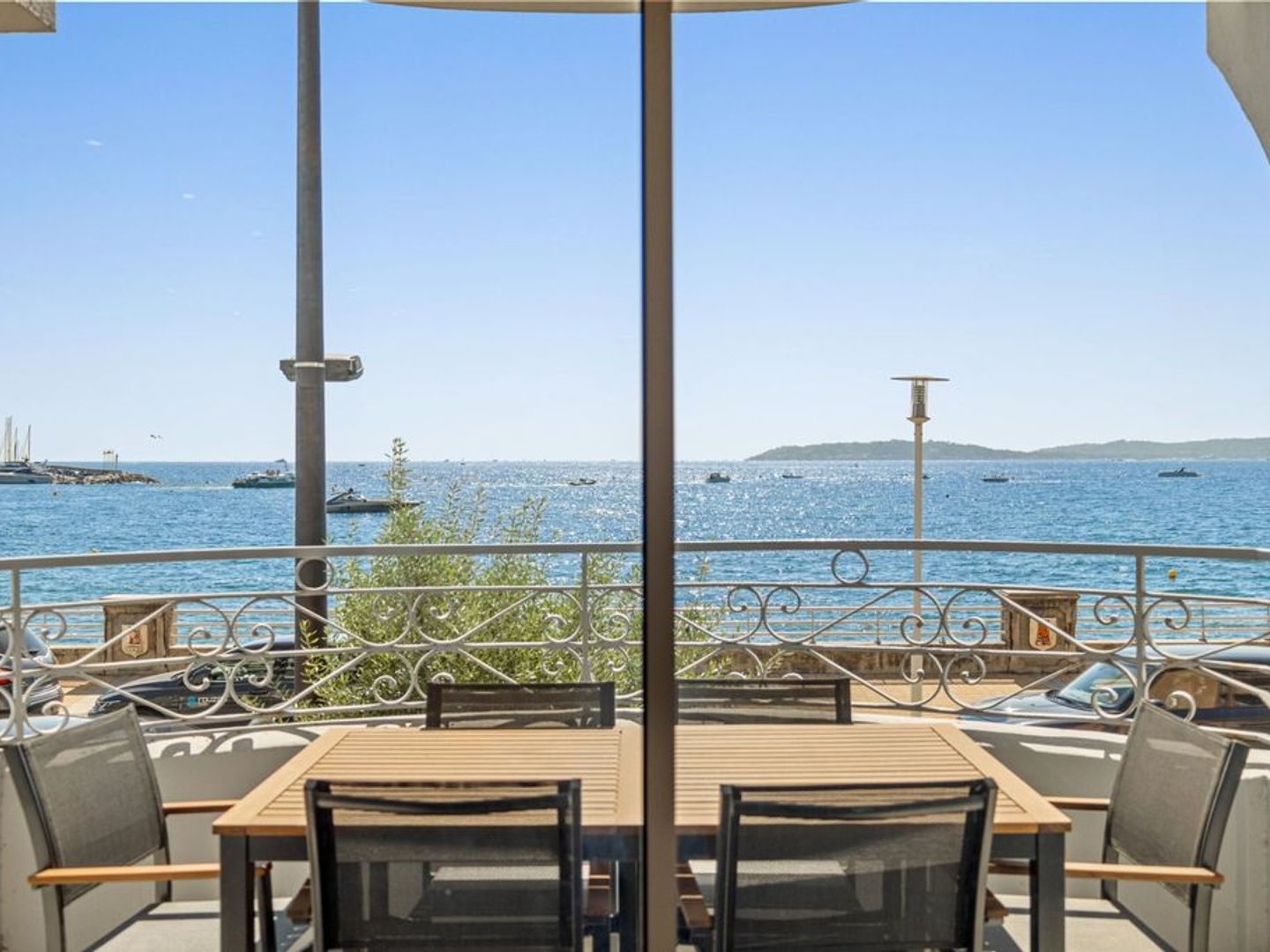 Appartement à vendre - 4 pièces - 150m2 - Sainte-Maxime (83120)