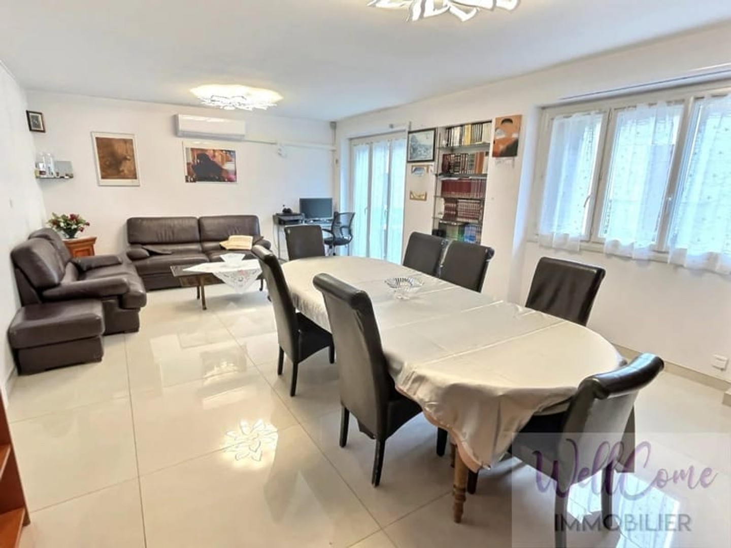 Immeuble à vendre - 11 pièces - 250m2 - Aix-Les-Bains (73100)