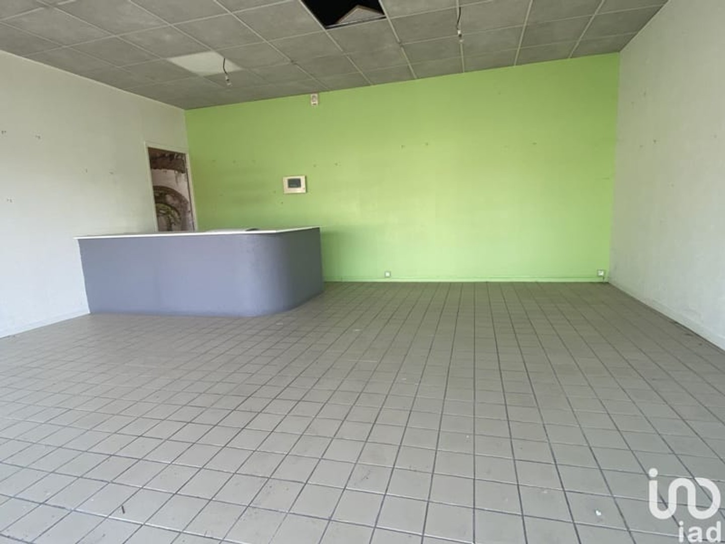 Magasin à vendre - 76m2 - Désertines (03630)