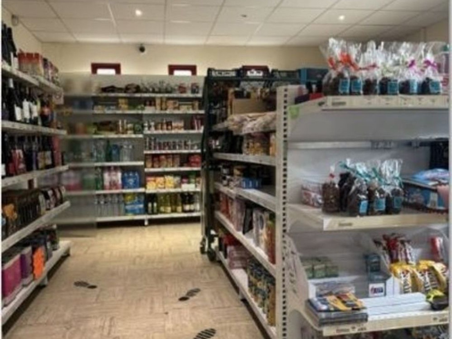 Magasin à vendre - 200m2 - Carhaix-Plouguer (29270)