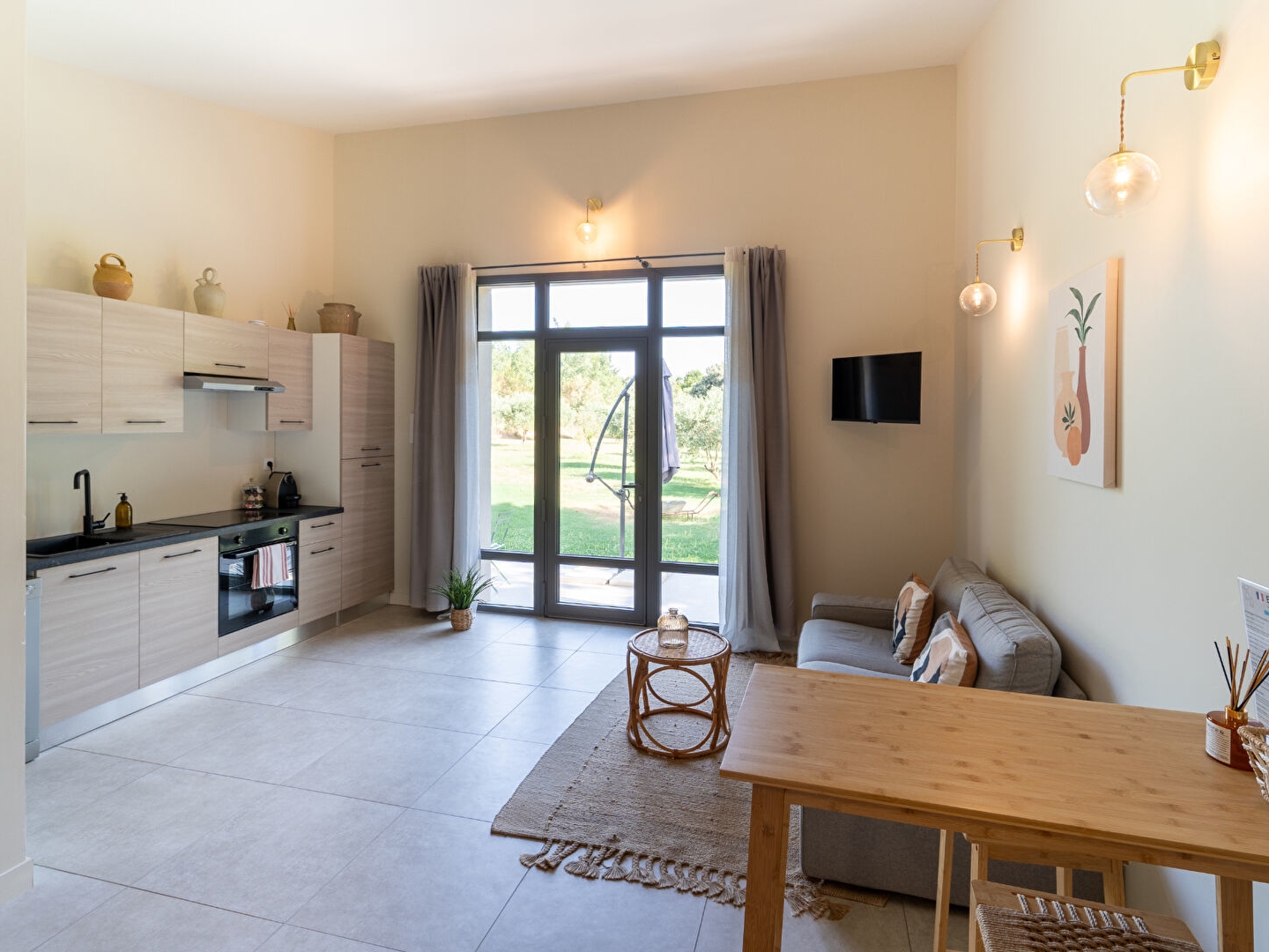 Maison à vendre - 10 pièces - 224m2 - Noves (13550)