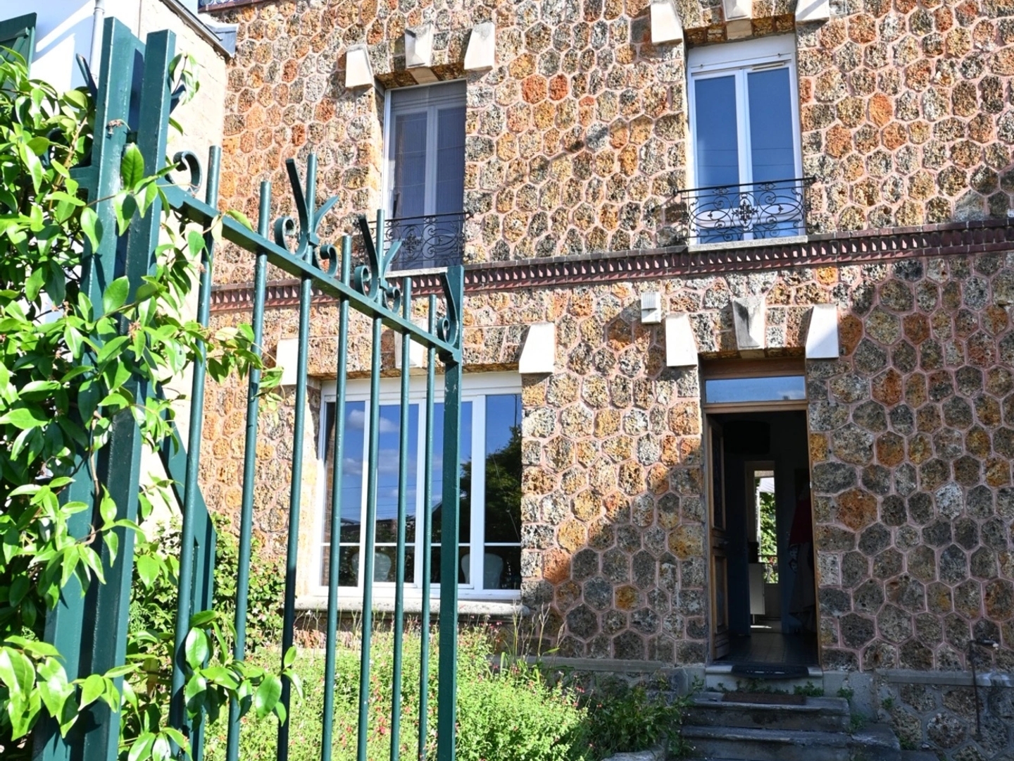 Maison à vendre - 9 pièces - 240m2 - Conflans-Sainte-H... (78700)