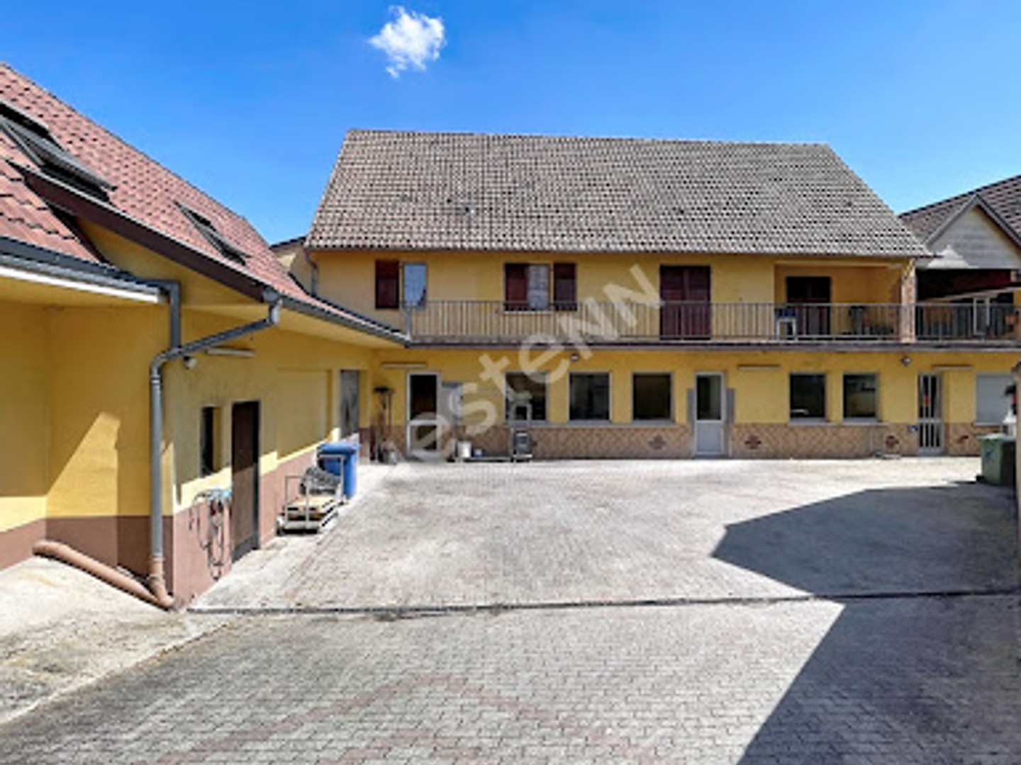 Maison à vendre - 12 pièces - 530m2 - Ernolsheim-Bruche (67120)