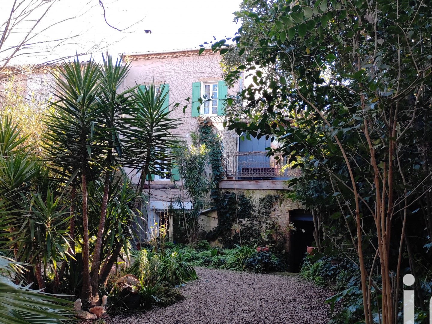 Maison 9 pièces 296 m²