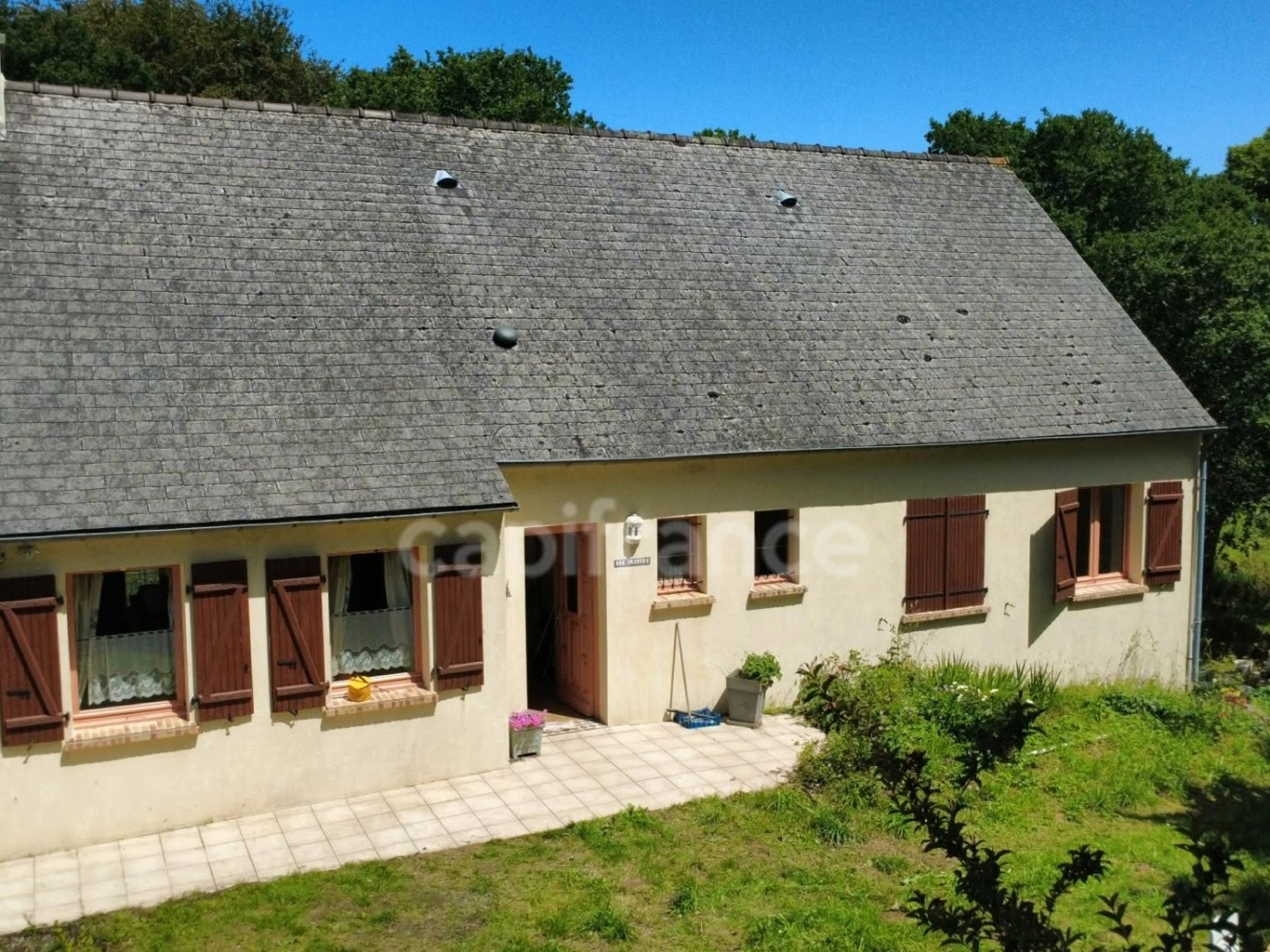 Maison à vendre - 7 pièces - 108m2 - Berrien (29690)