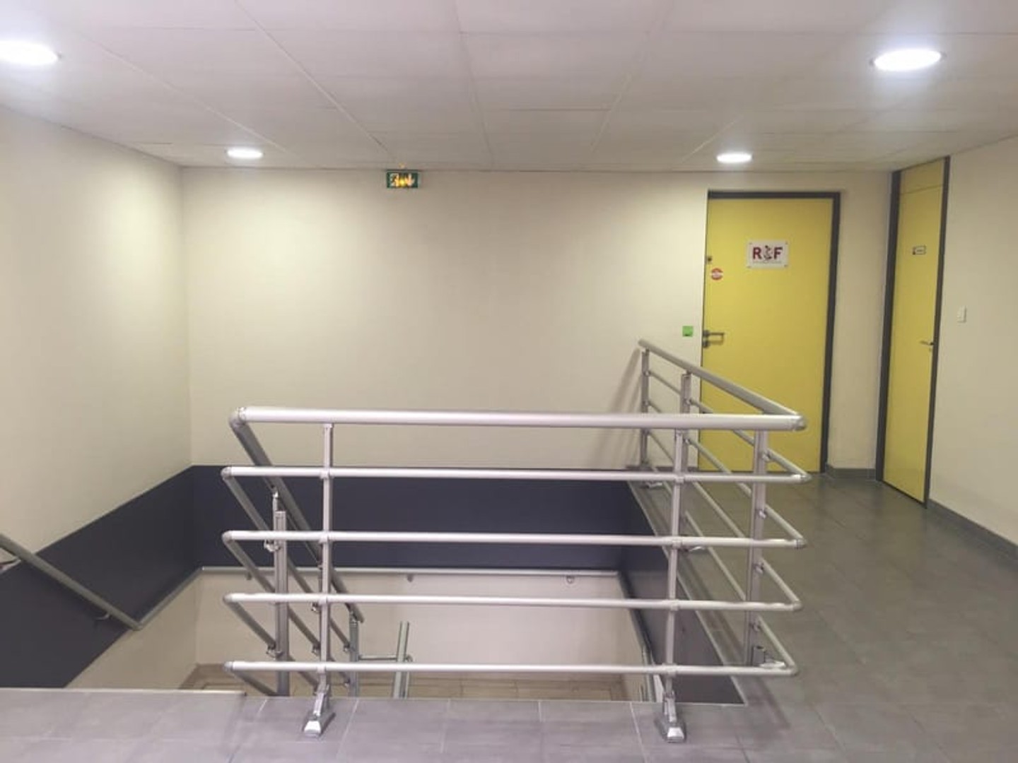 Immeuble à vendre - 800m2 - Mérignac (33700)
