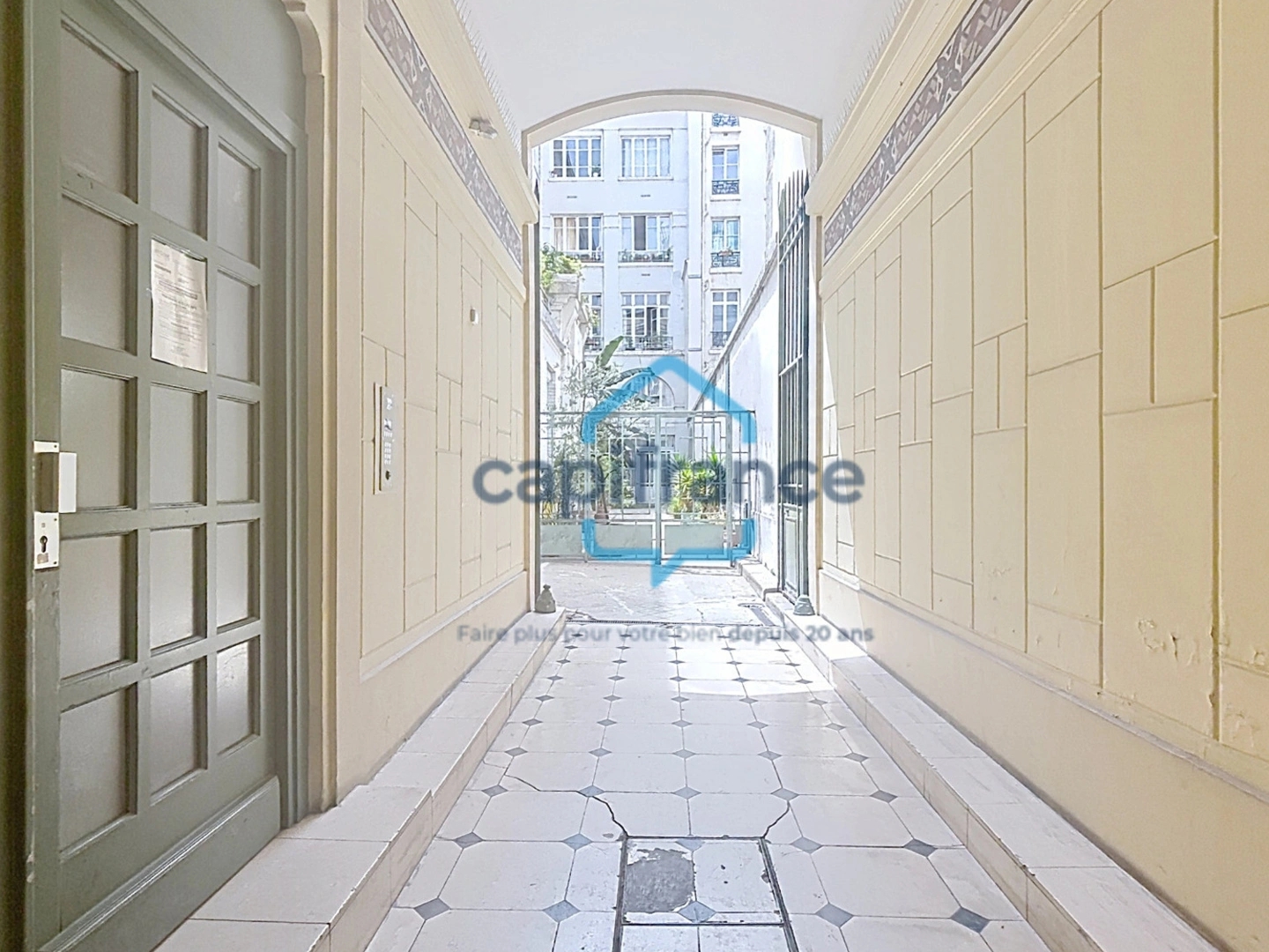 Appartement à vendre - 3 pièces - 61m2 - Paris 9e (75009)