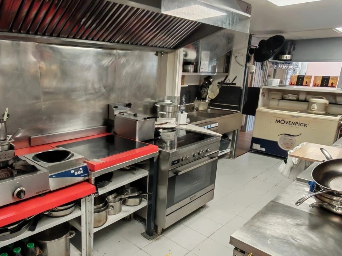 Magasin à vendre - 5 pièces - 170m2 - Bourgoin-Jallieu (38300)