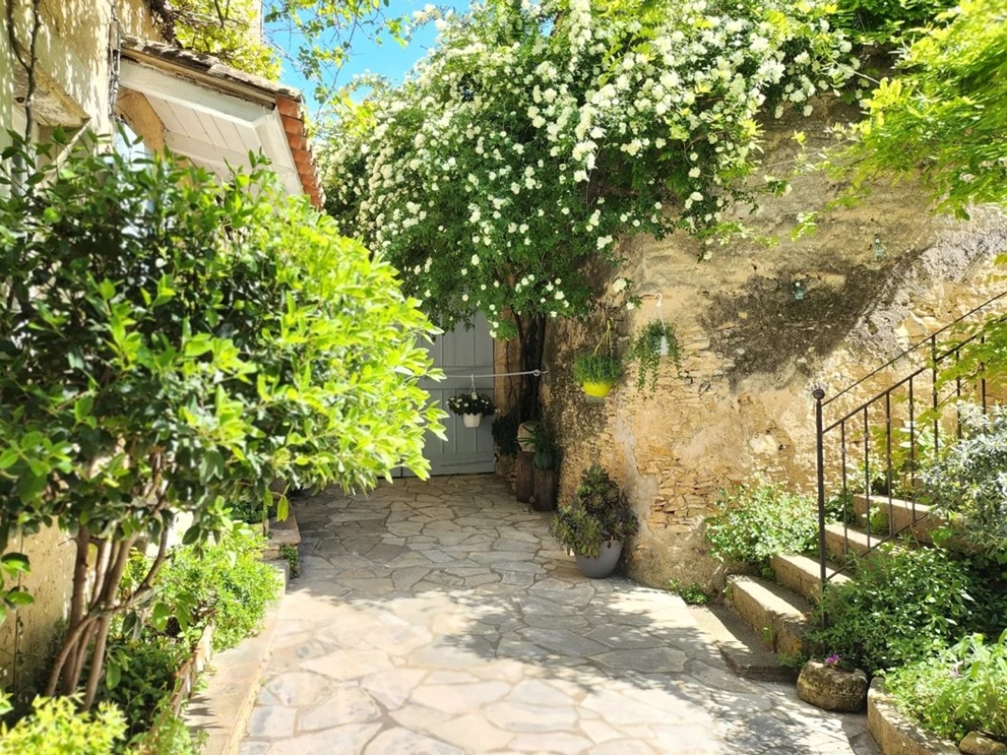 Maison à vendre - 7 pièces - 190m2 - Uzès (30700)
