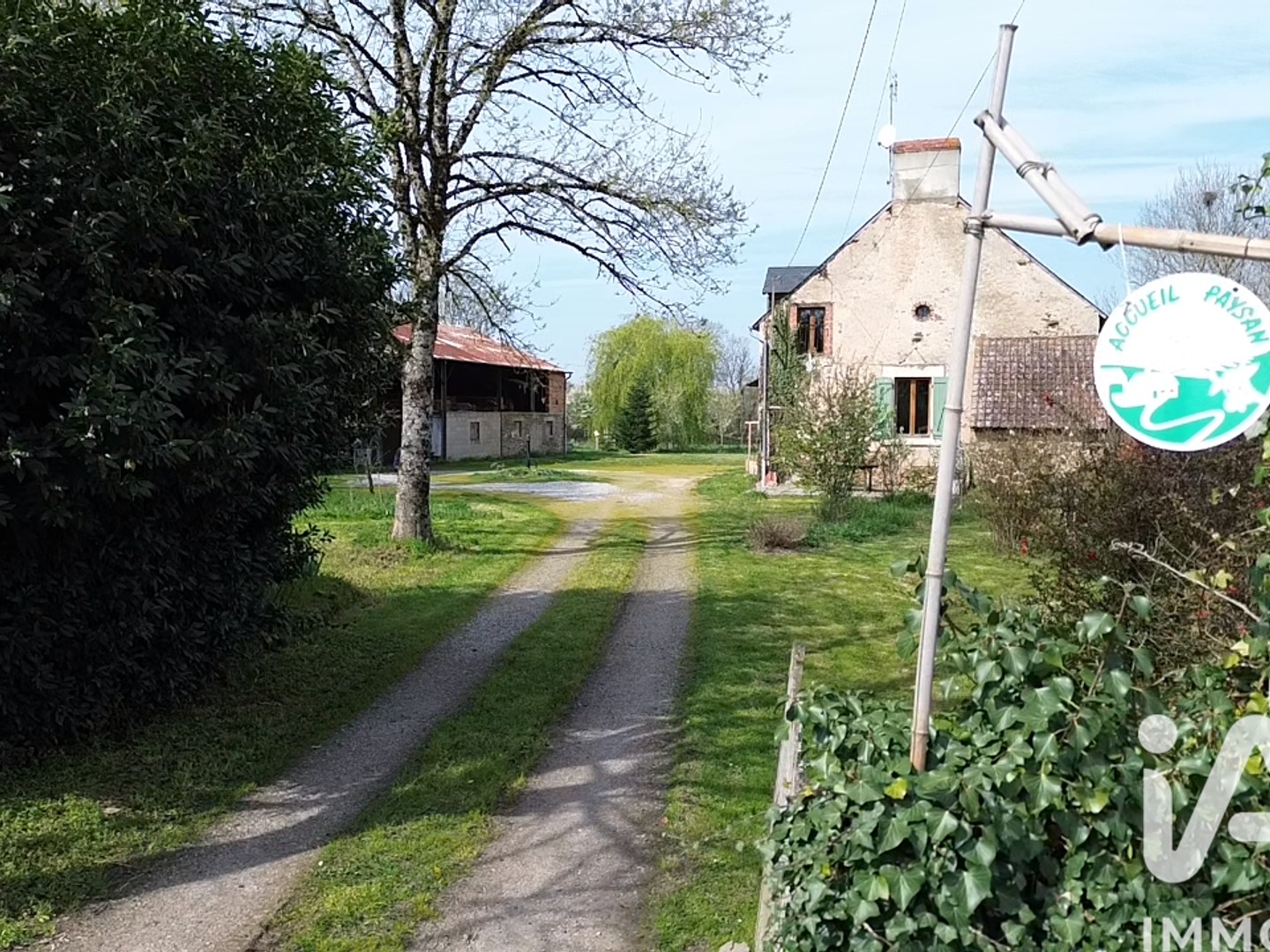 Maison à vendre - 8 pièces - 151m2 - Parnac (36170)