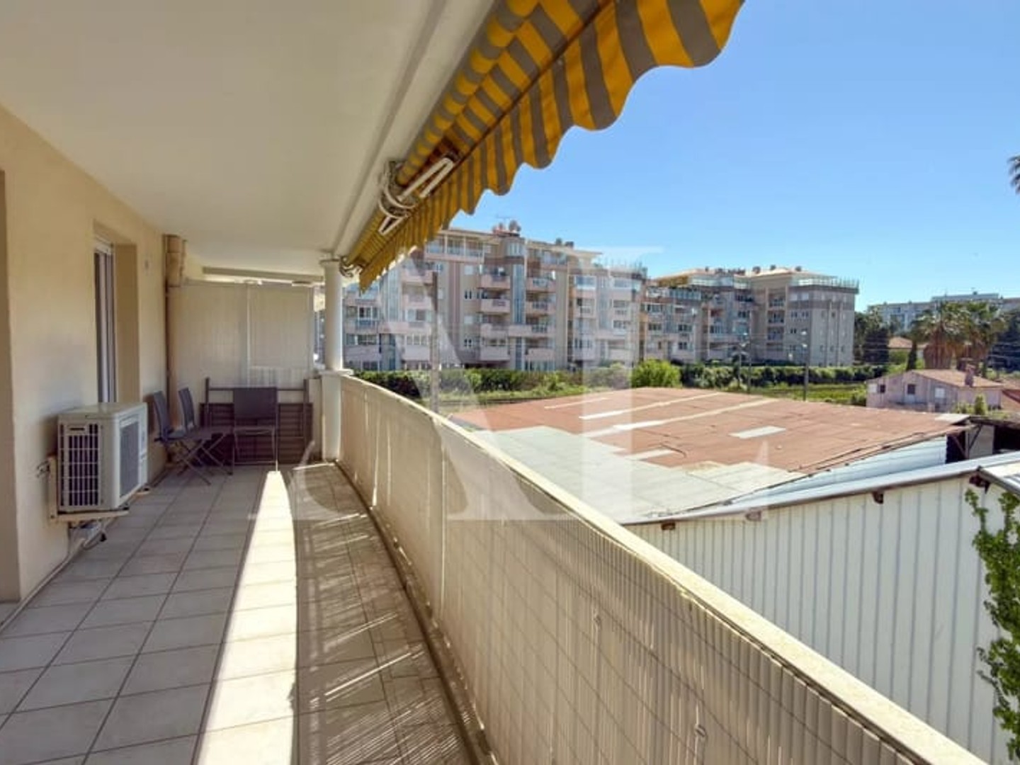 Appartement à vendre - 2 pièces - 41m2 - Vallauris (06220)