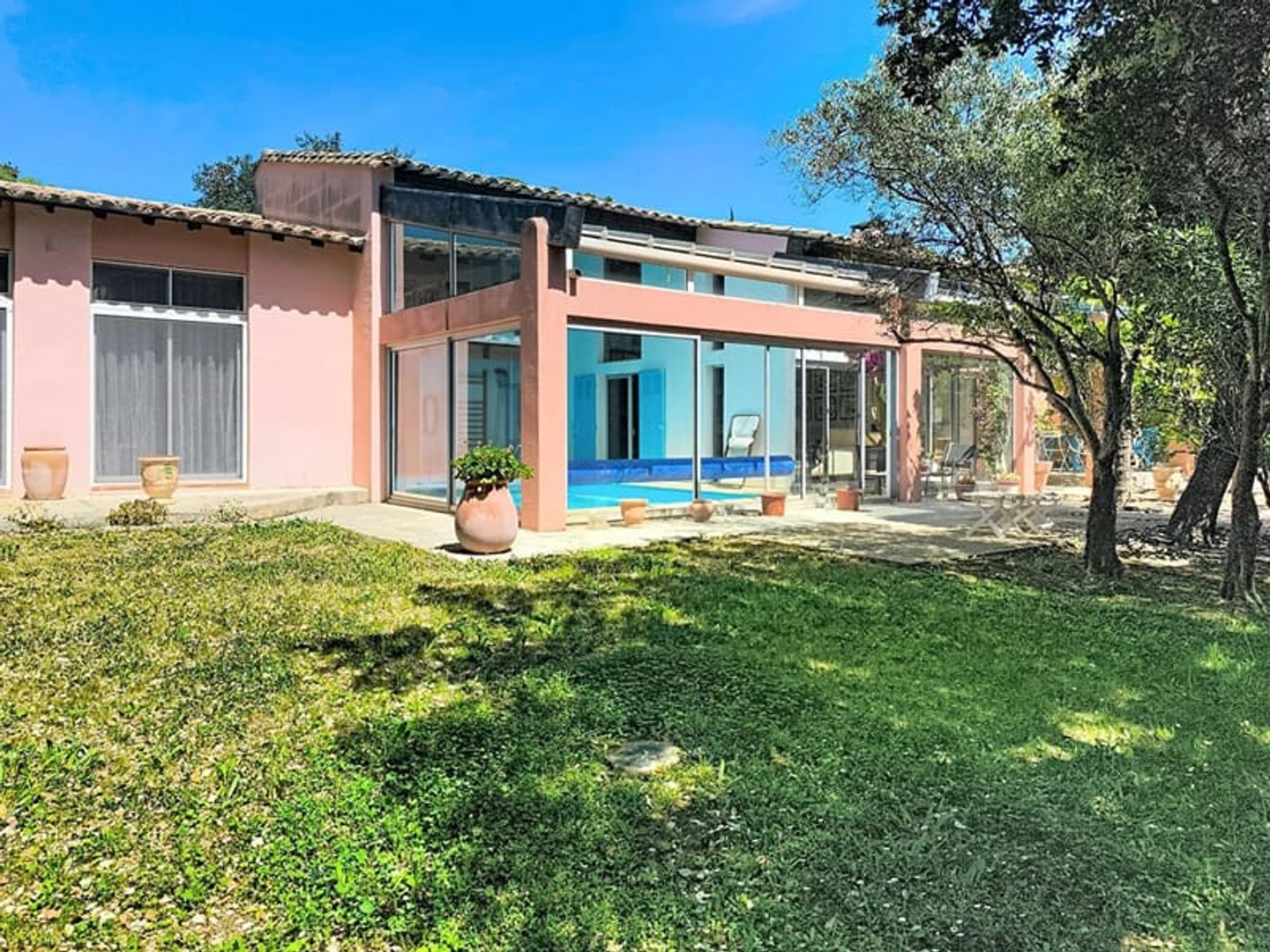 Maison à vendre - 5 pièces - 260m2 - Villeneuve-Lès-Av... (30400)