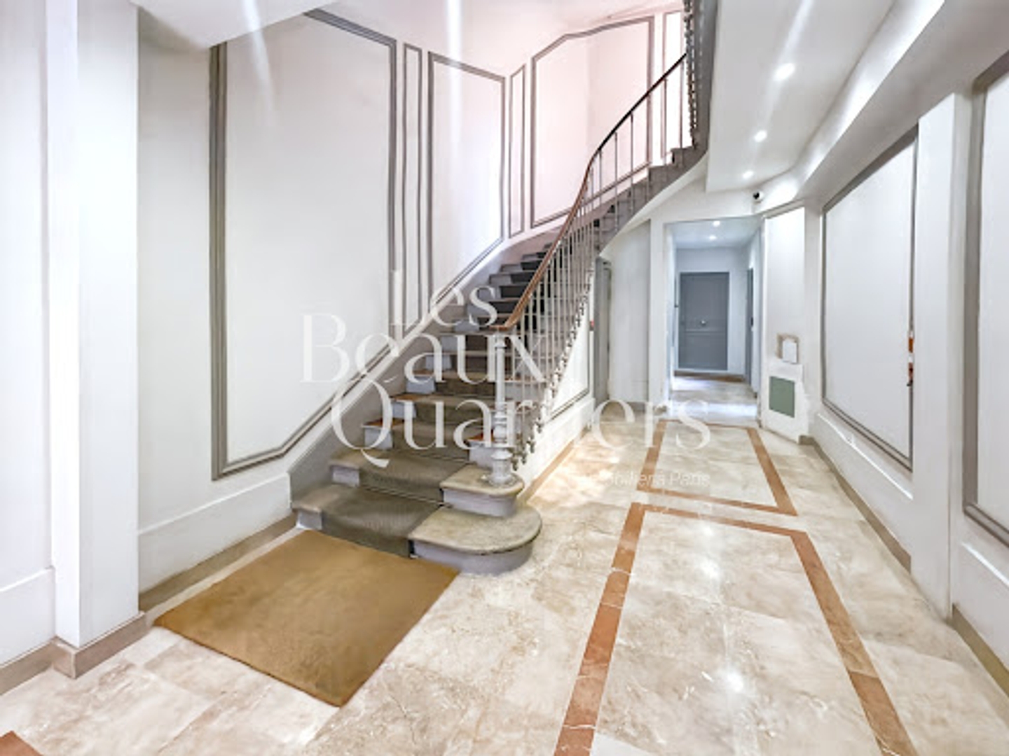 Appartement à vendre - 2 pièces - 70m2 - Paris 8e (75008)