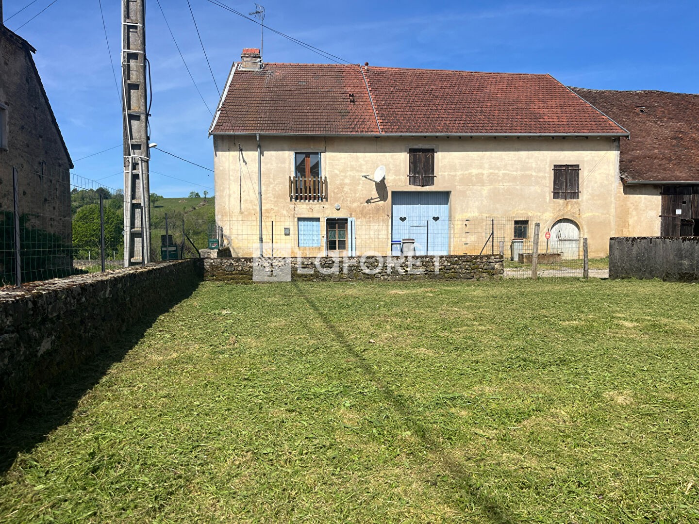 Maison à vendre - 4 pièces - 146m2 - Geruge (39570)