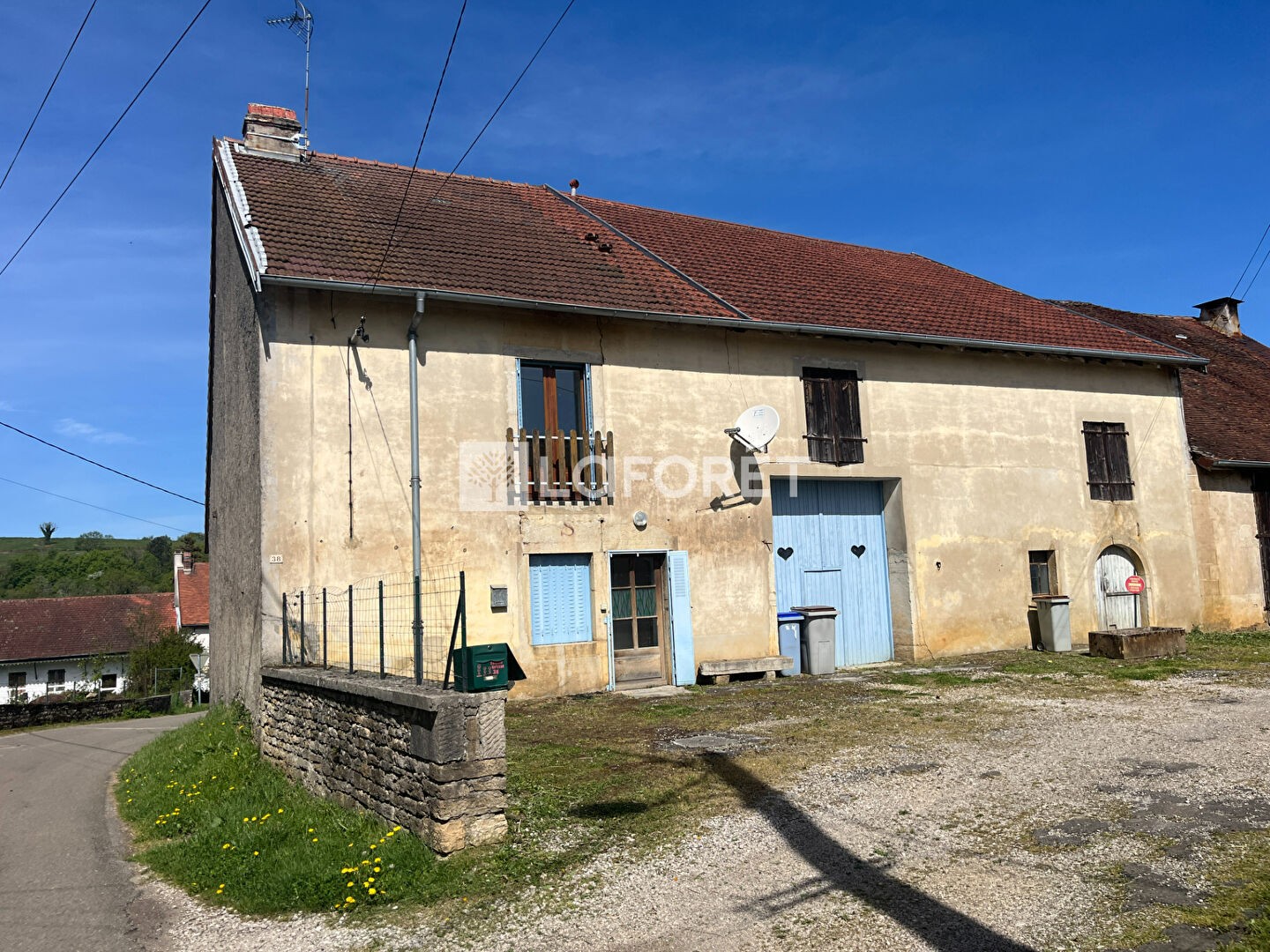 Maison à vendre - 4 pièces - 146m2 - Geruge (39570)