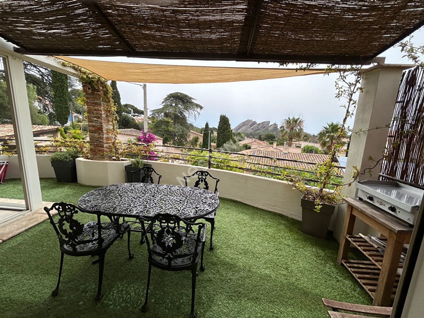 Appartement à vendre - 3 pièces - 94m2 - La Ciotat (13600)