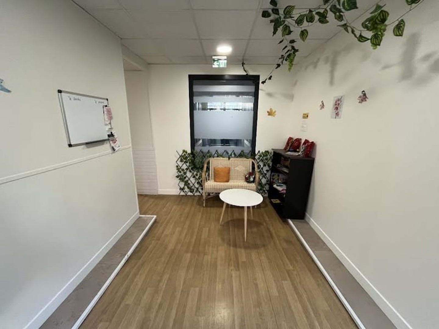 Commerce 551 m²