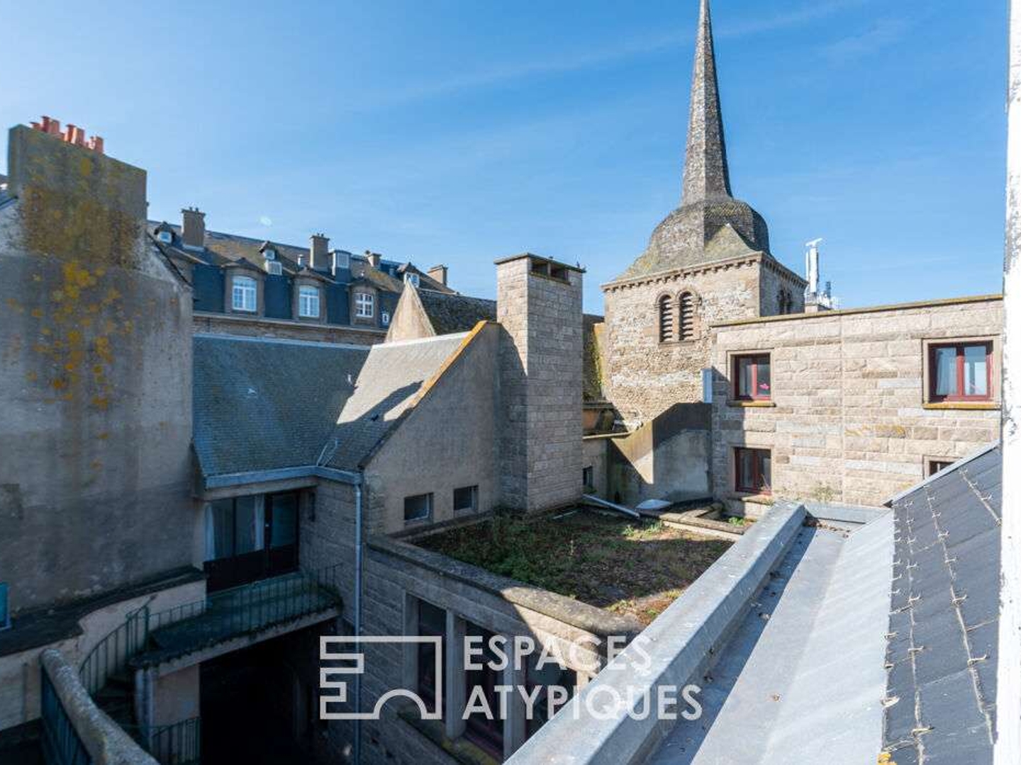 Maison 18 pièces 317 m²