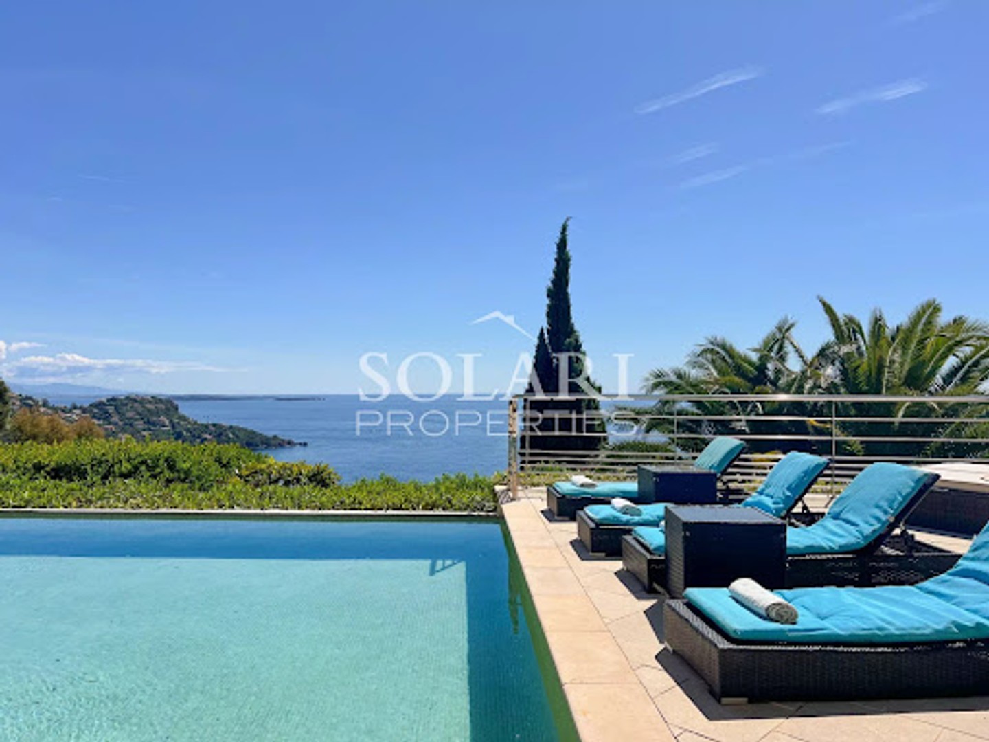 Villa 5 pièces 231 m²
