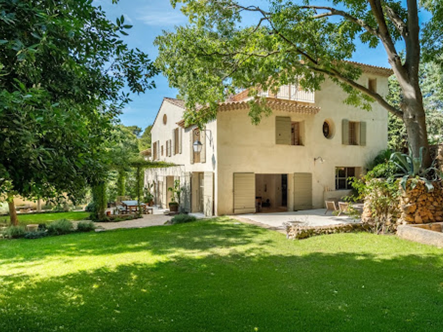 Maison à vendre - 10 pièces - 445m2 - Aix-En-Provence (13100)