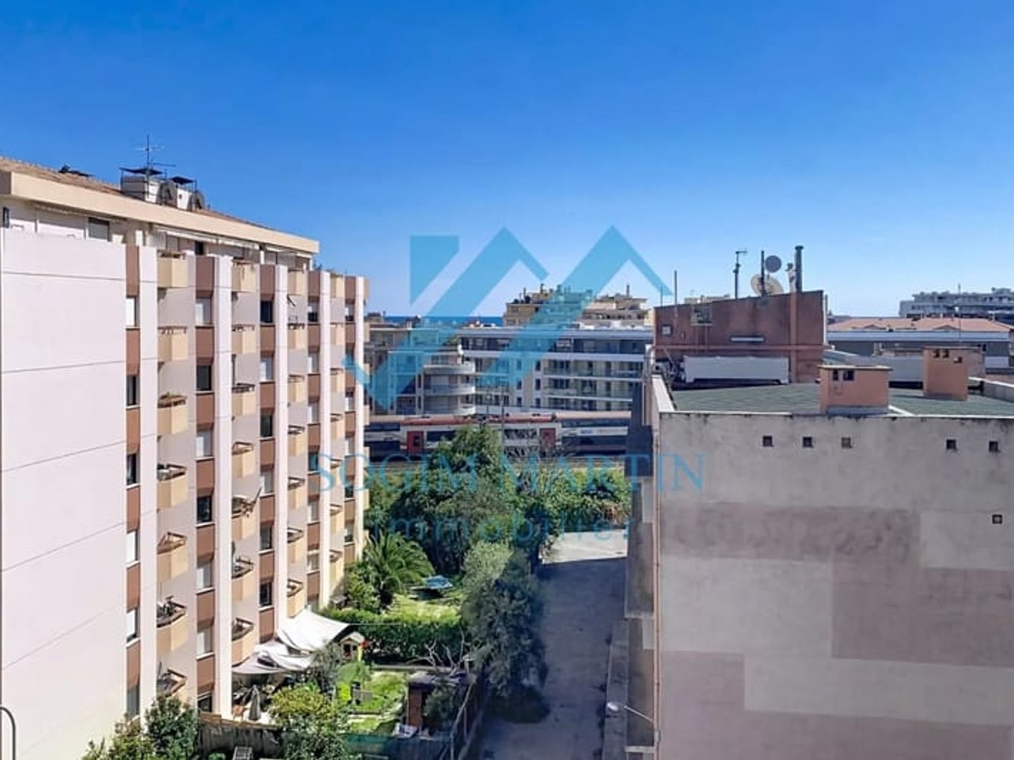 Appartement à vendre - 2 pièces - Menton (06500)