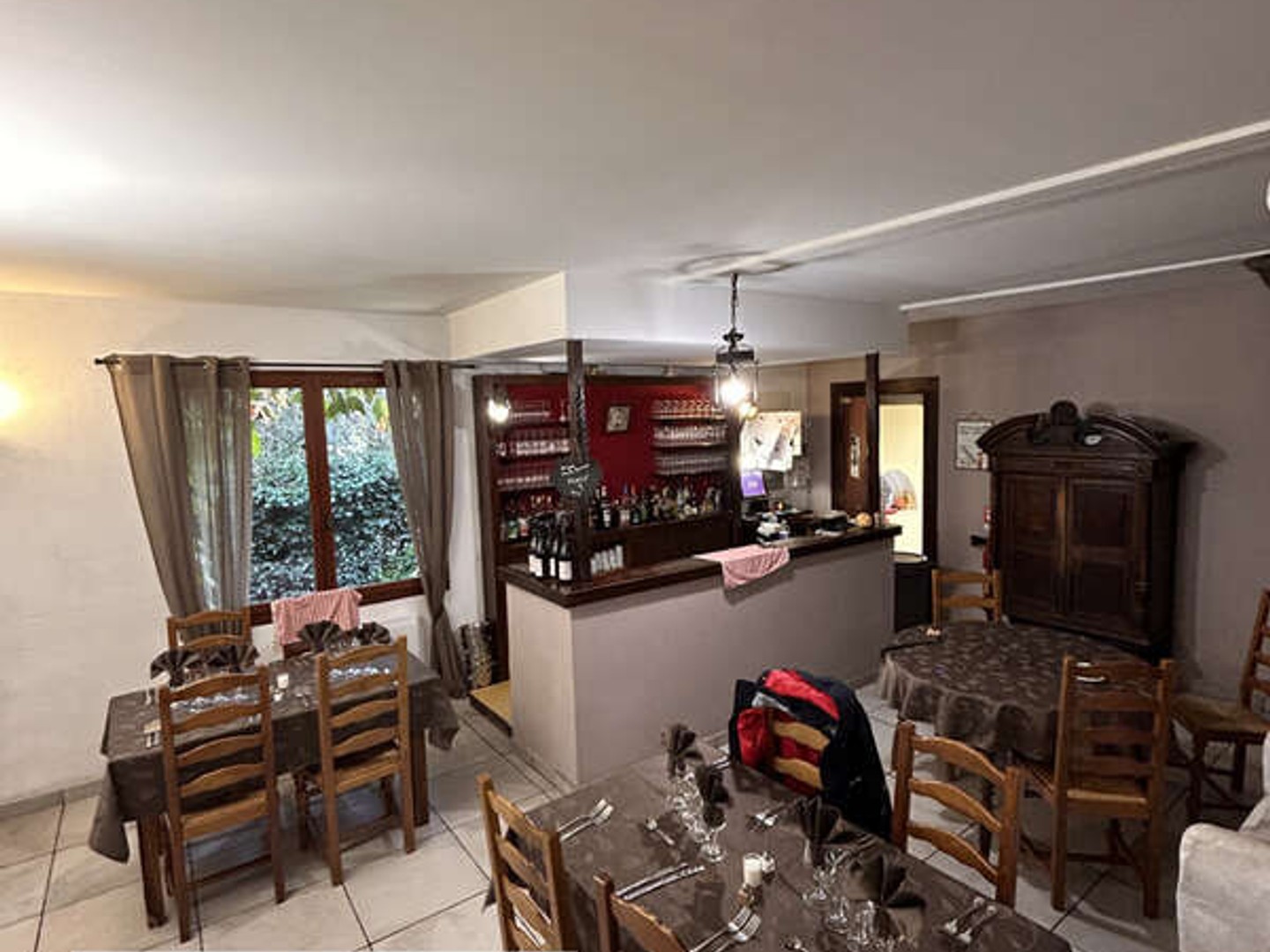 Magasin à vendre - 220m2 - Authuille (80300)