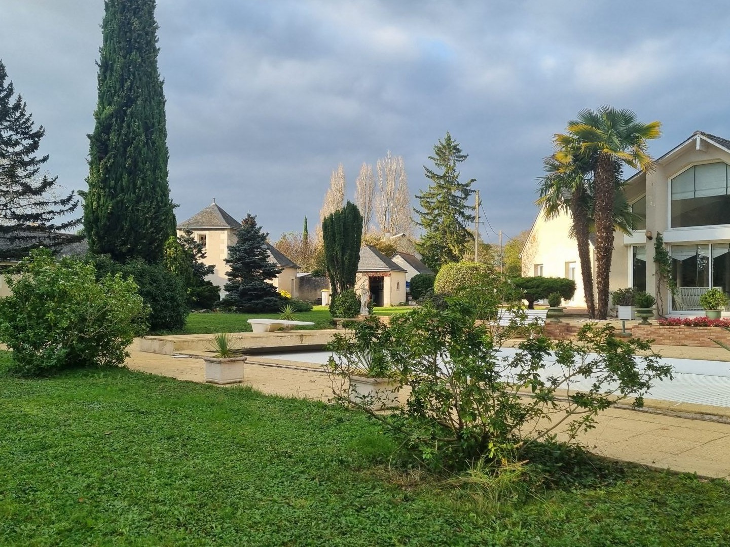 Maison à vendre - 12 pièces - 297m2 - Fondettes (37230)