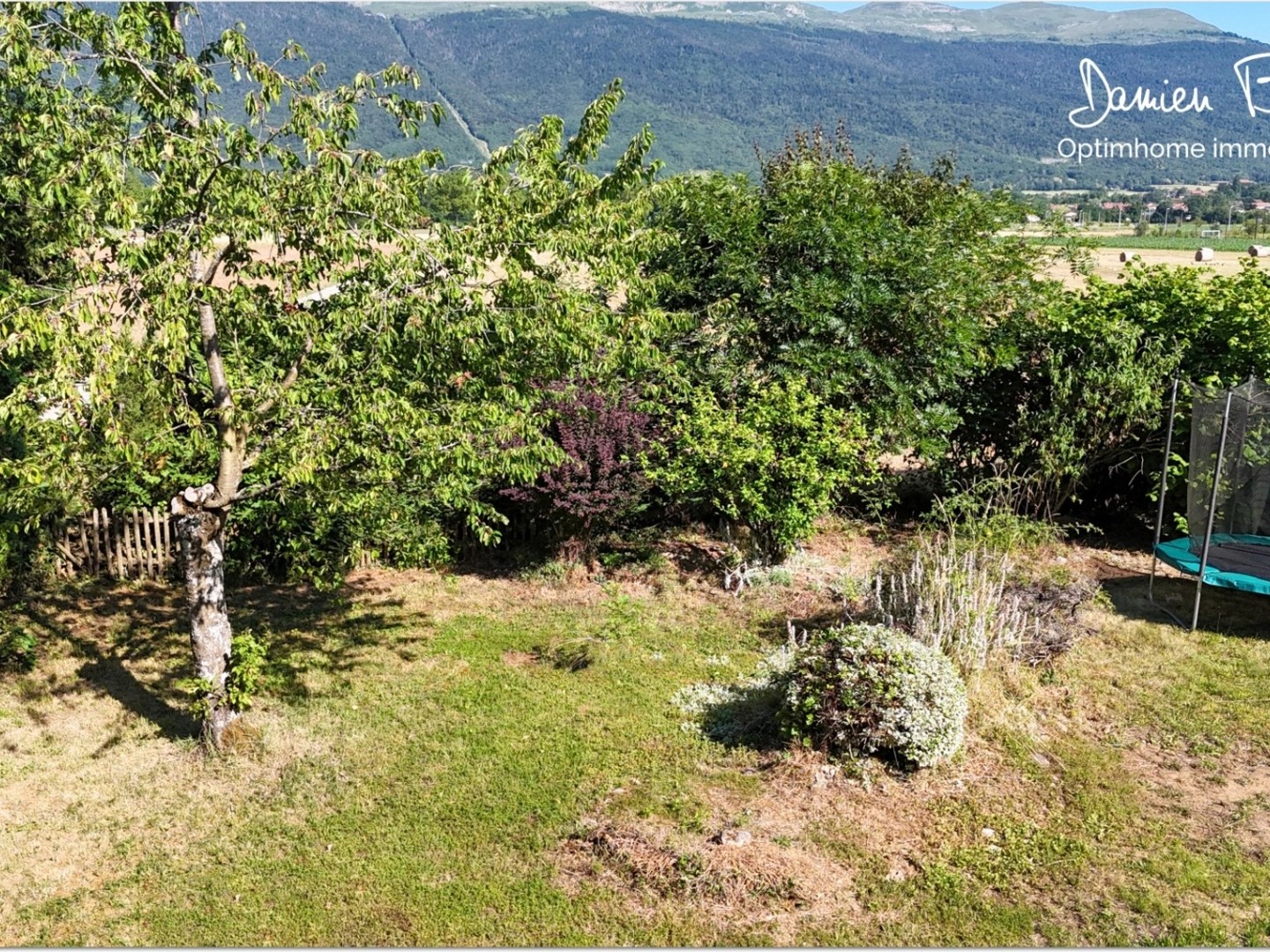 Terrain à vendre - 482m2 - Saint-Genis-Pouilly (01630)