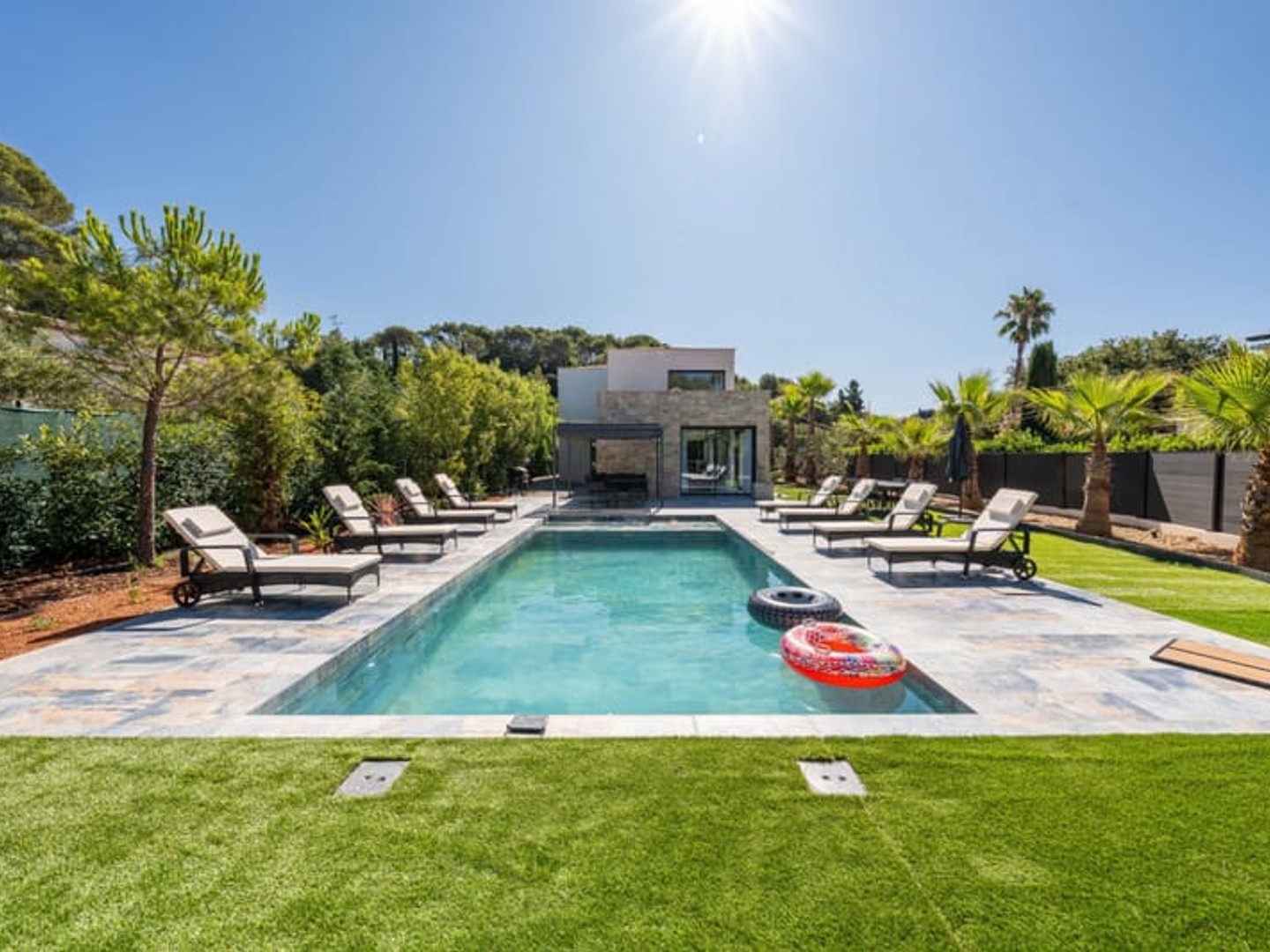Maison à vendre - 5 pièces - 150m2 - Mougins (06250)