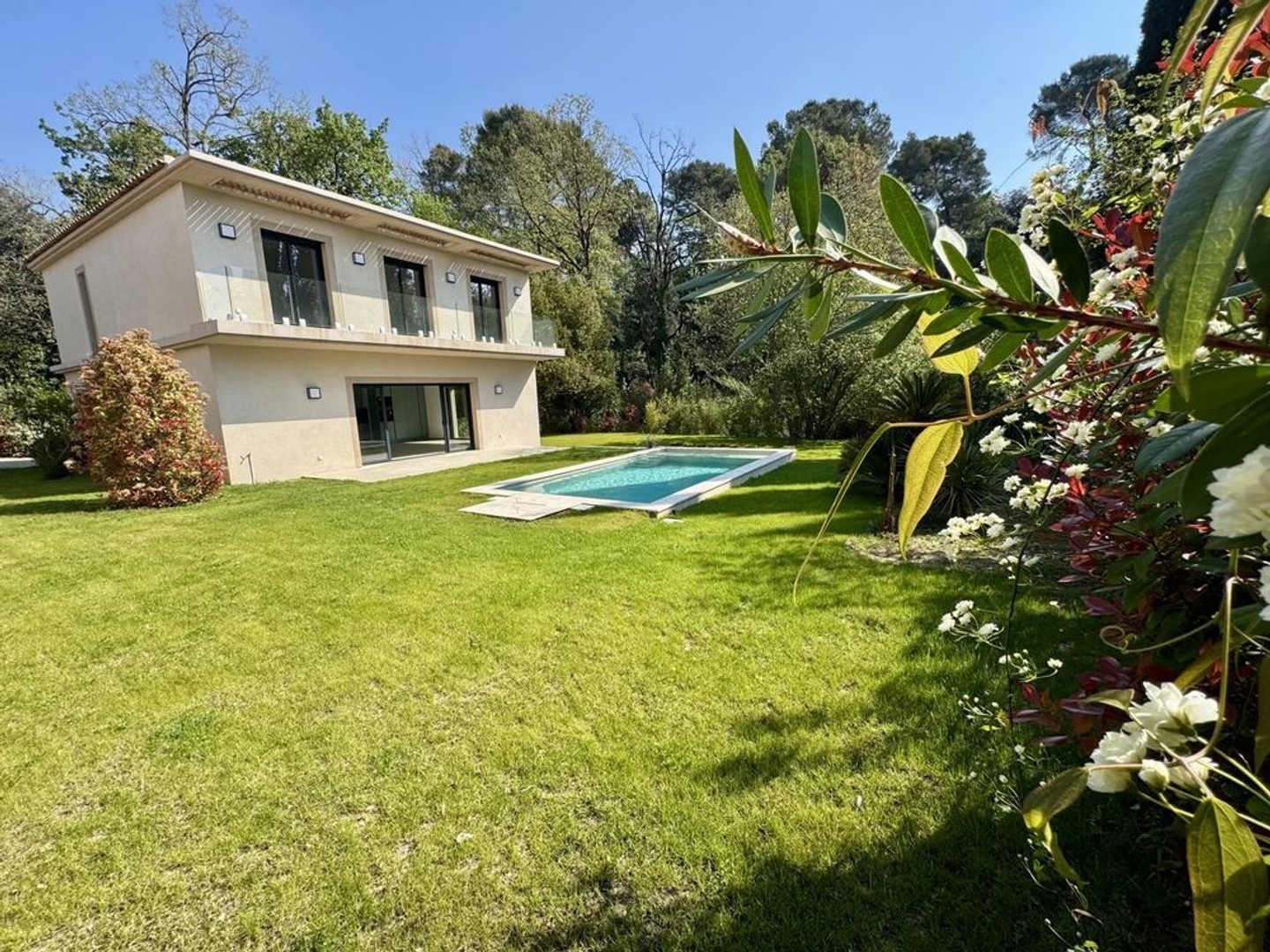 Maison à vendre - 5 pièces - 160m2 - Mougins (06250)