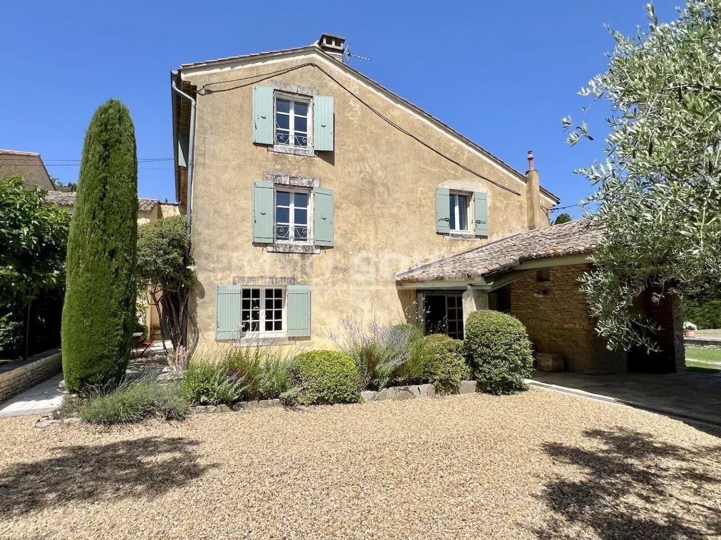 À vendre à Cabrières d'Avignon
