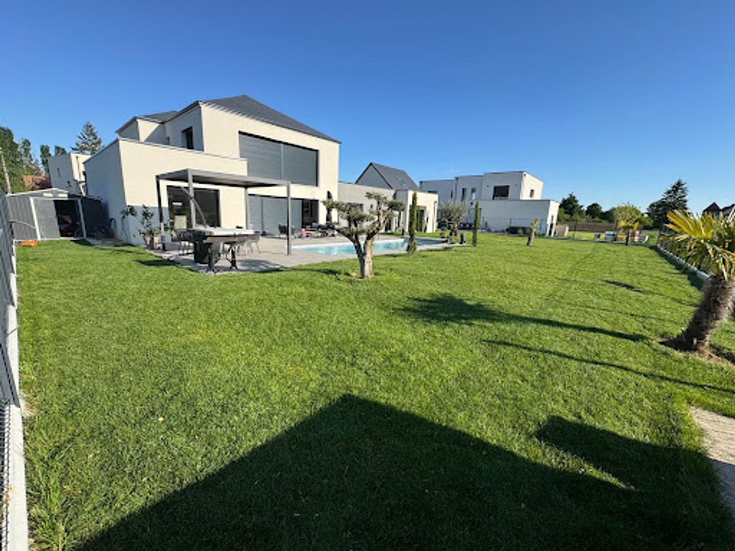 Villa 8 pièces 260 m²