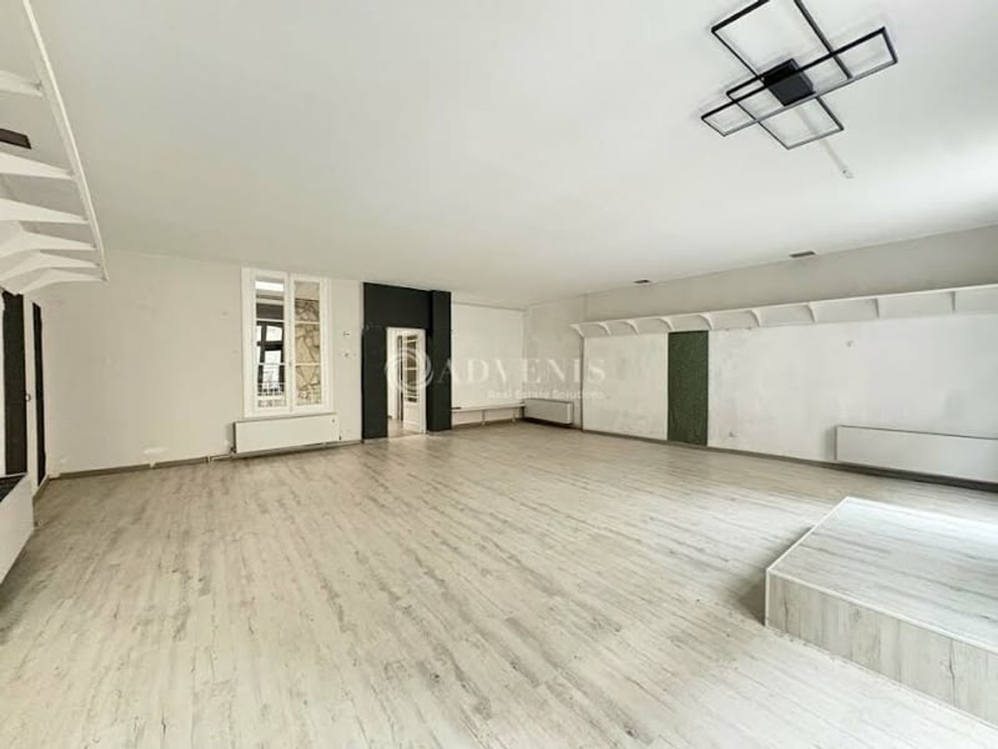 Locaux à vendre - 141m2 - Béziers (34500)