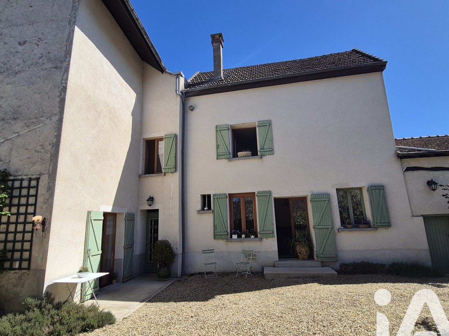 Maison à vendre - 6 pièces - 132m2 - Saâcy-Sur-Marne (77730)