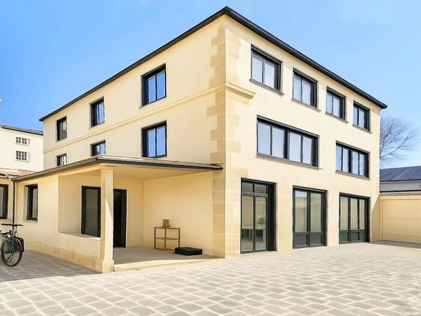 Immeuble 307 m²