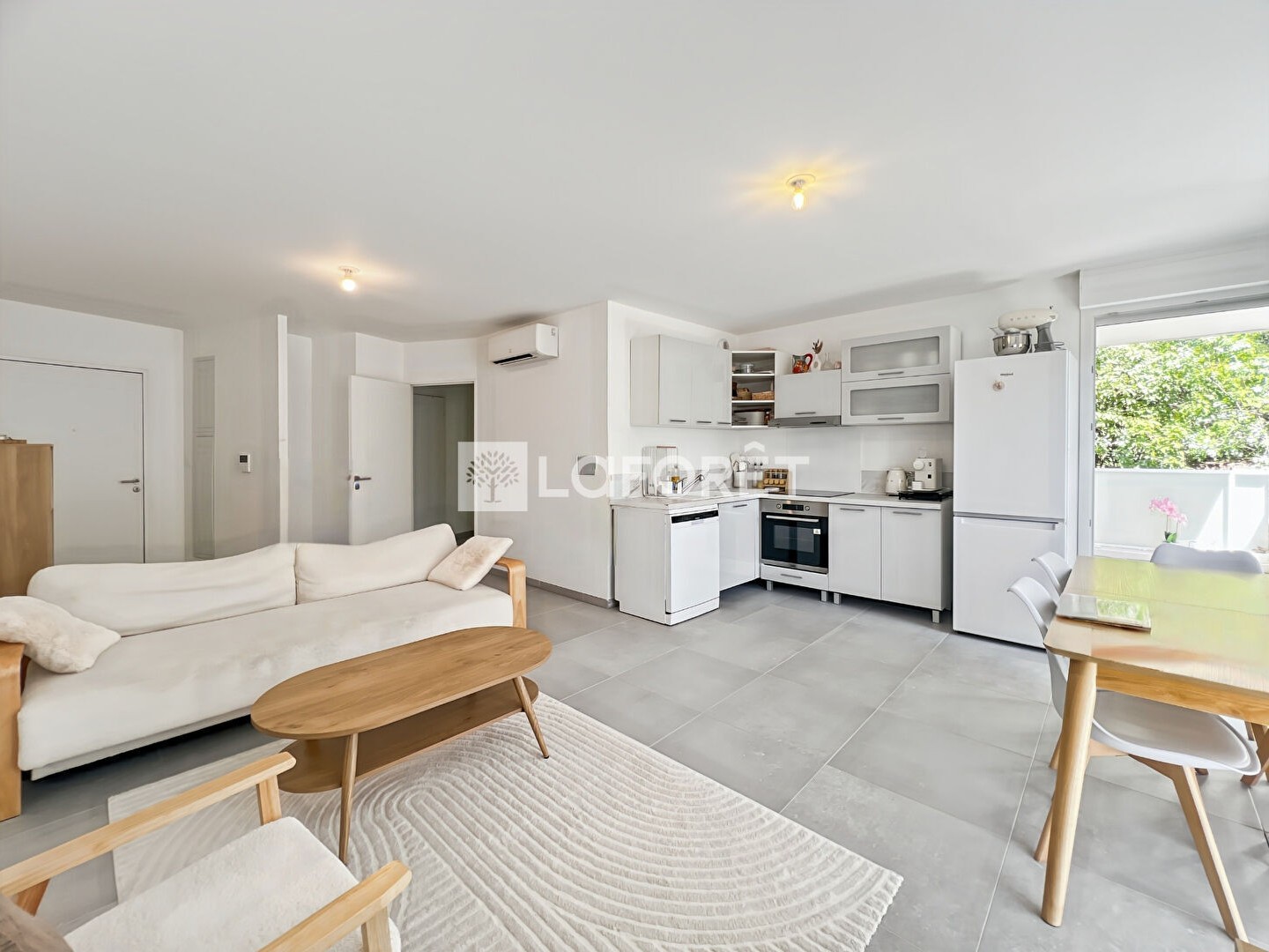 Appartement à vendre - 3 pièces - 66m2 - Nîmes (30000)