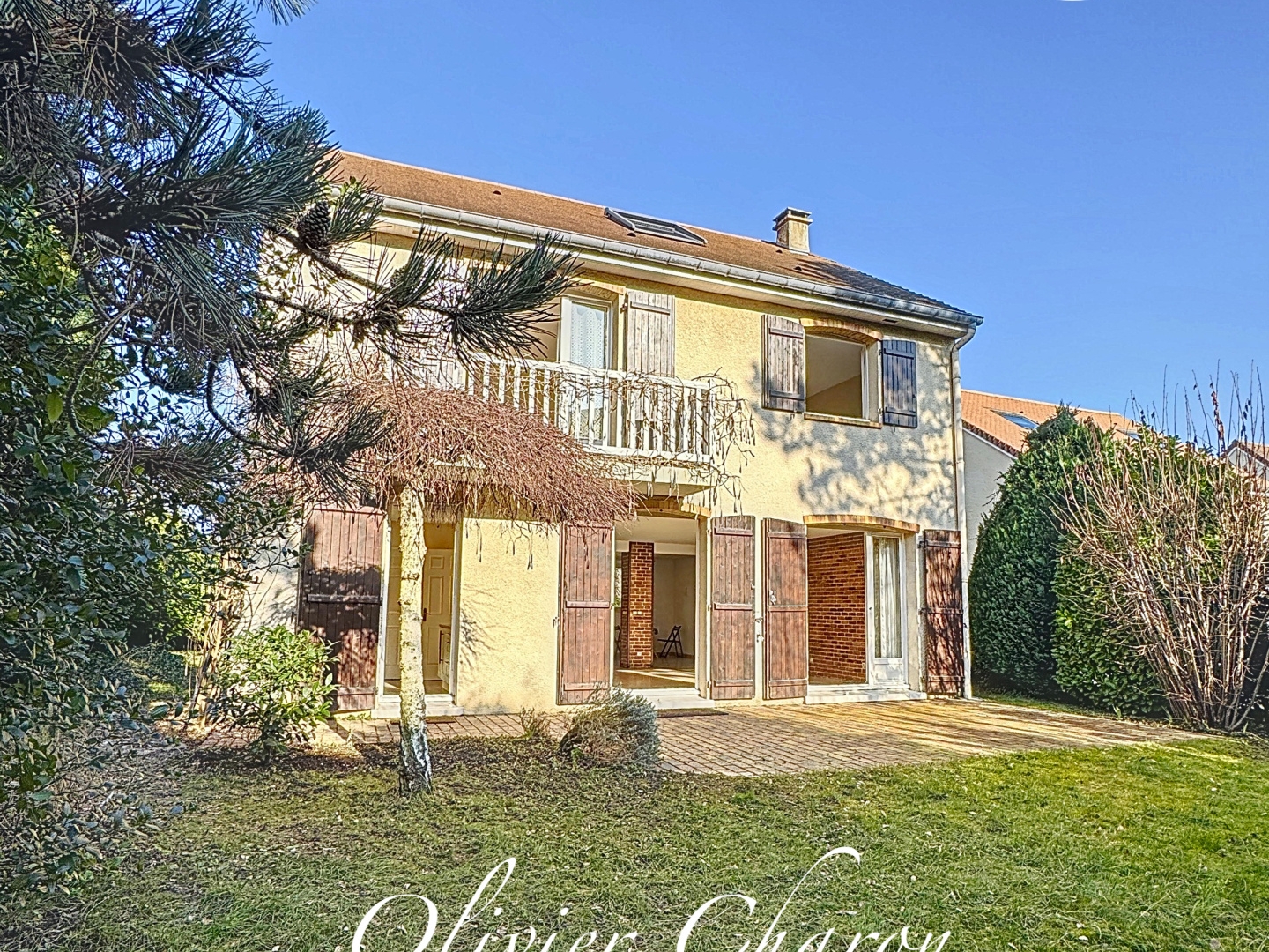 Maison 8 pièces 182m2 sur 453m2 de terrain