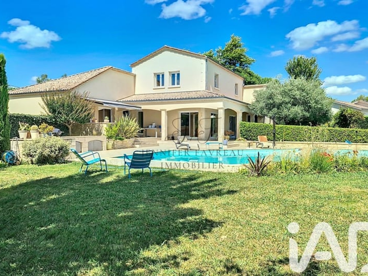 Maison à vendre - 8 pièces - 257m2 - Tresses (33370)