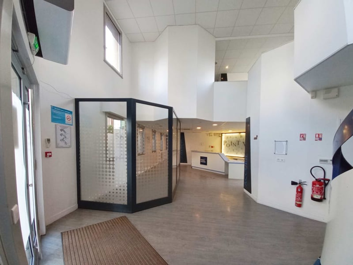 Locaux à vendre - 581m2 - Créteil (94000)