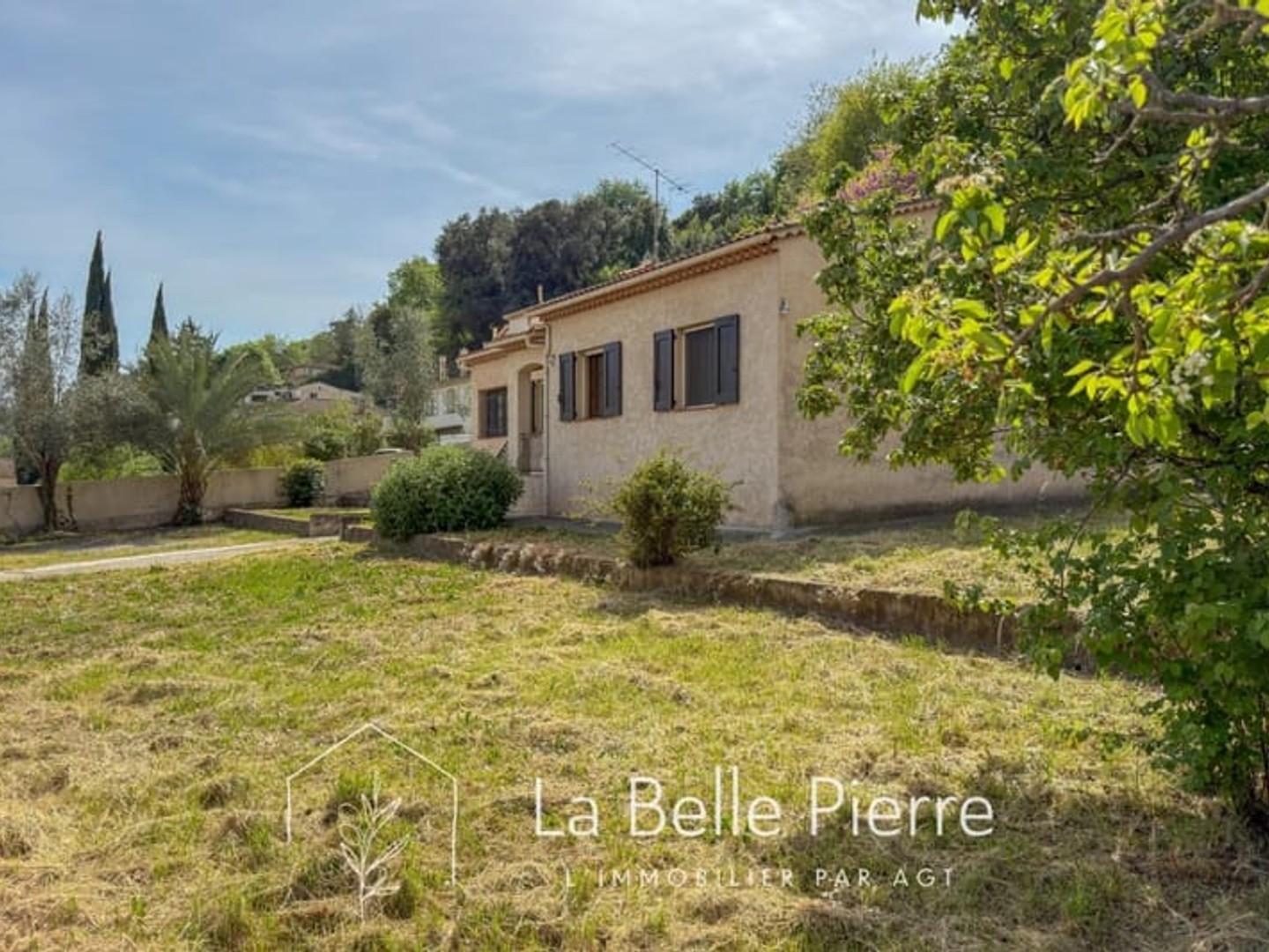 Maison à vendre - 5 pièces - 157m2 - La Colle-Sur-Loup (06480)