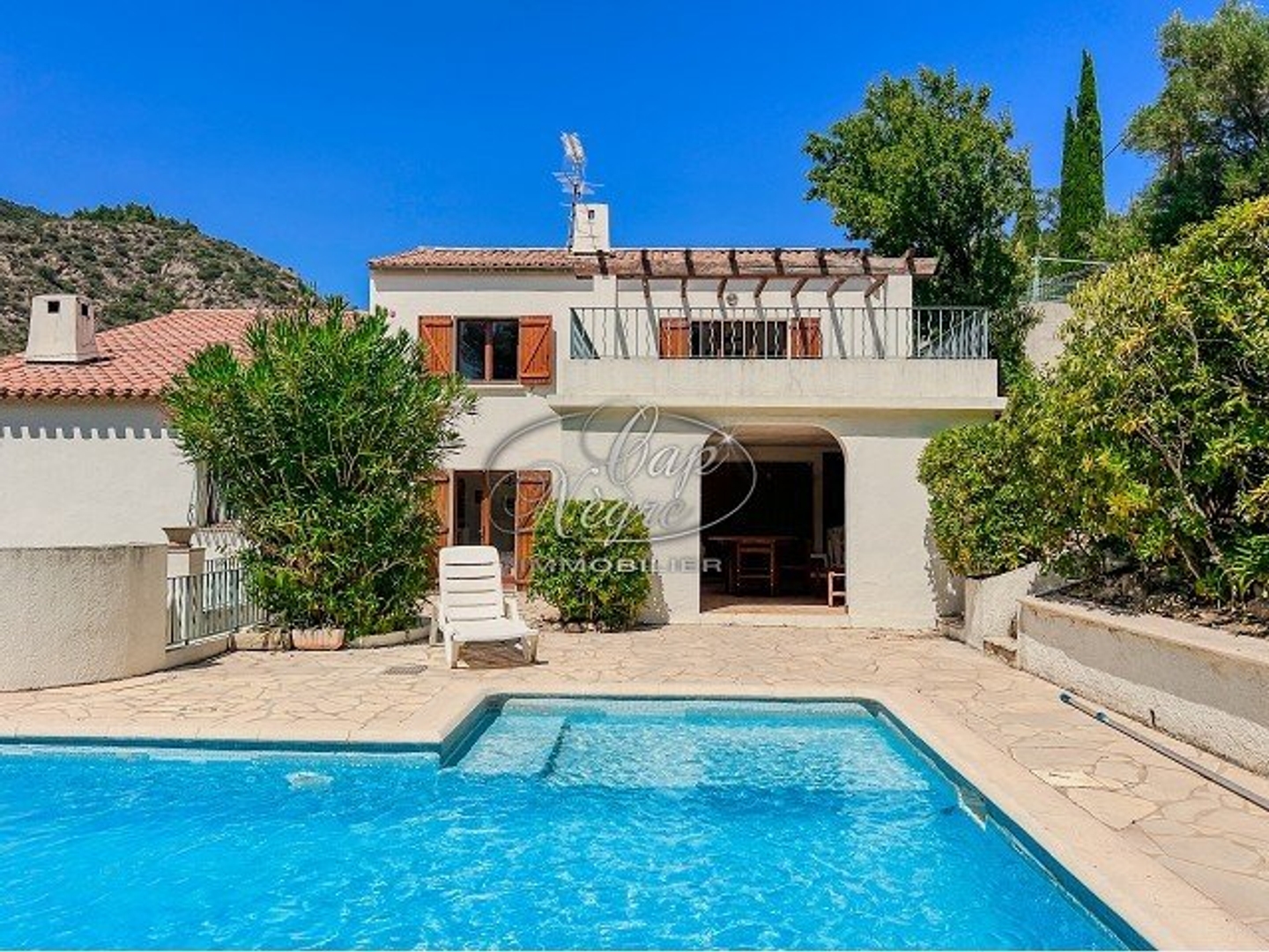 Maison à vendre - 6 pièces - 162m2 - Le Lavandou (83980)