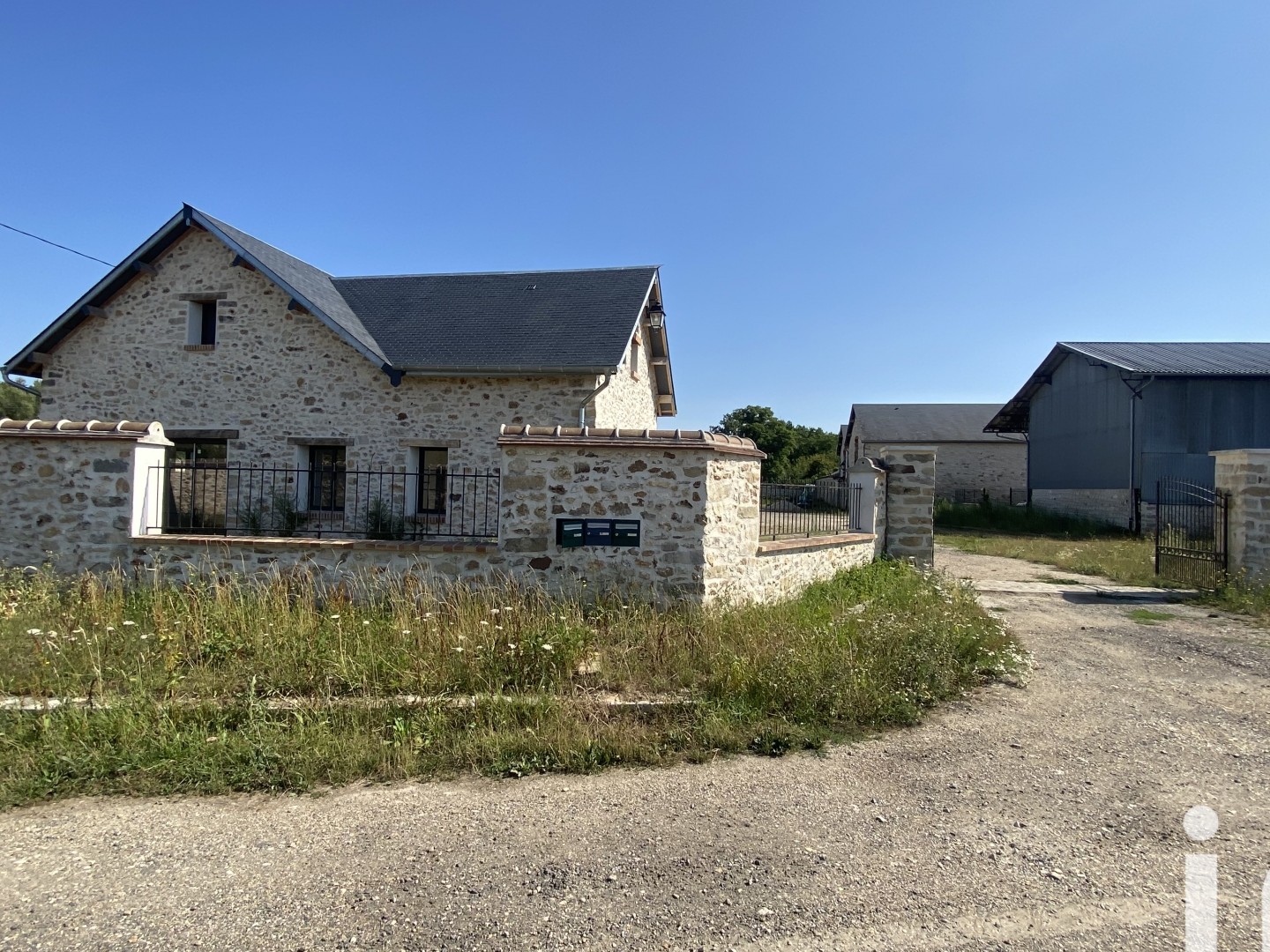 Maison 10 pièces 300 m²