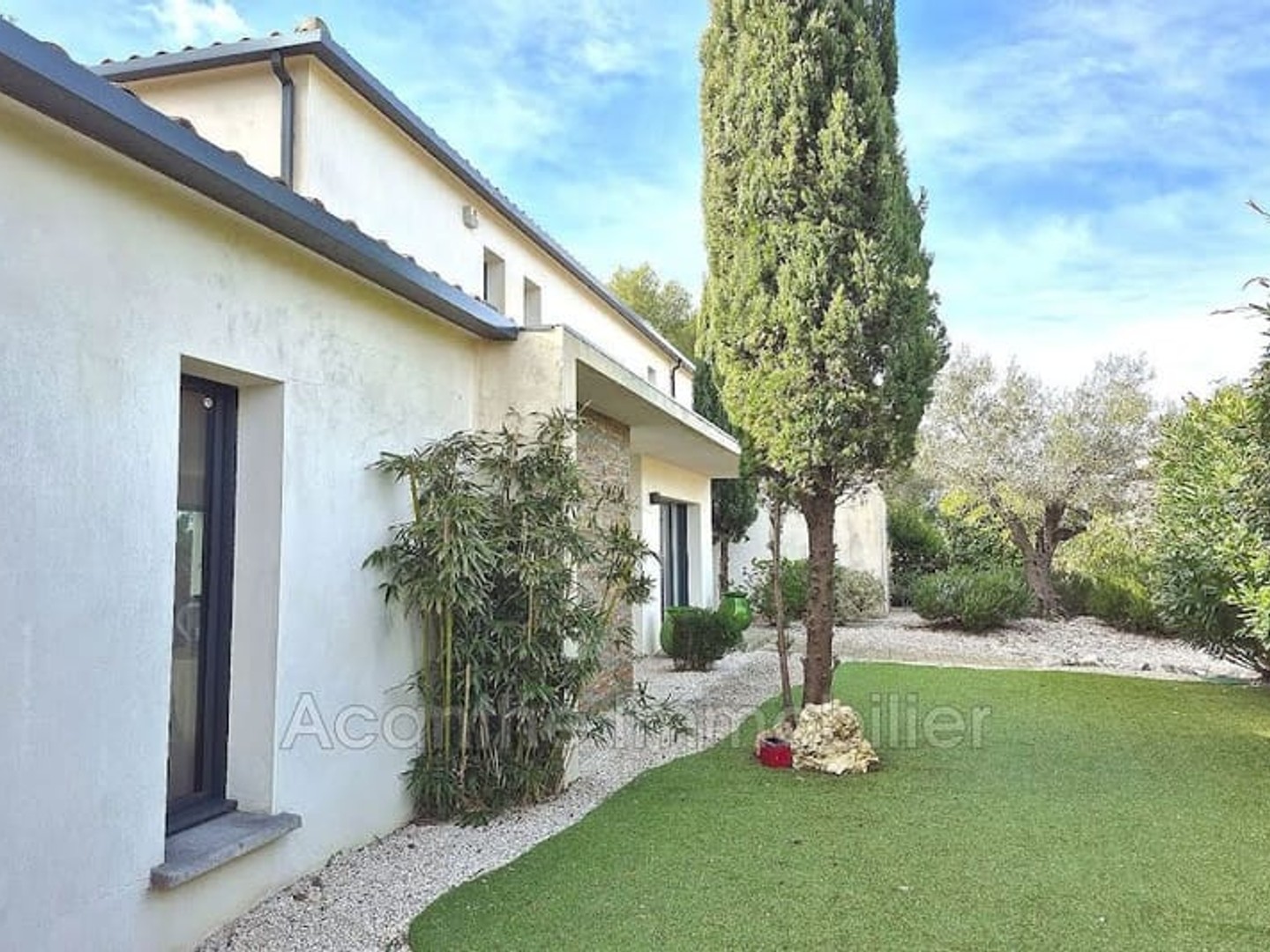 Maison 215 m²