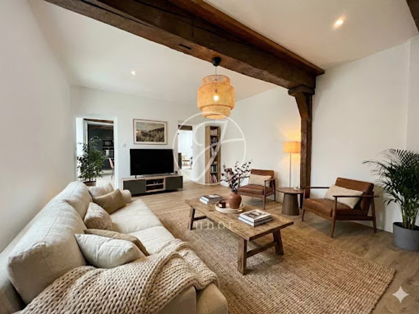 Maison 9 pièces 210 m²